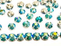 Vintage Swarovski Crystal Rose Montees,  Emerald AB, 30ss