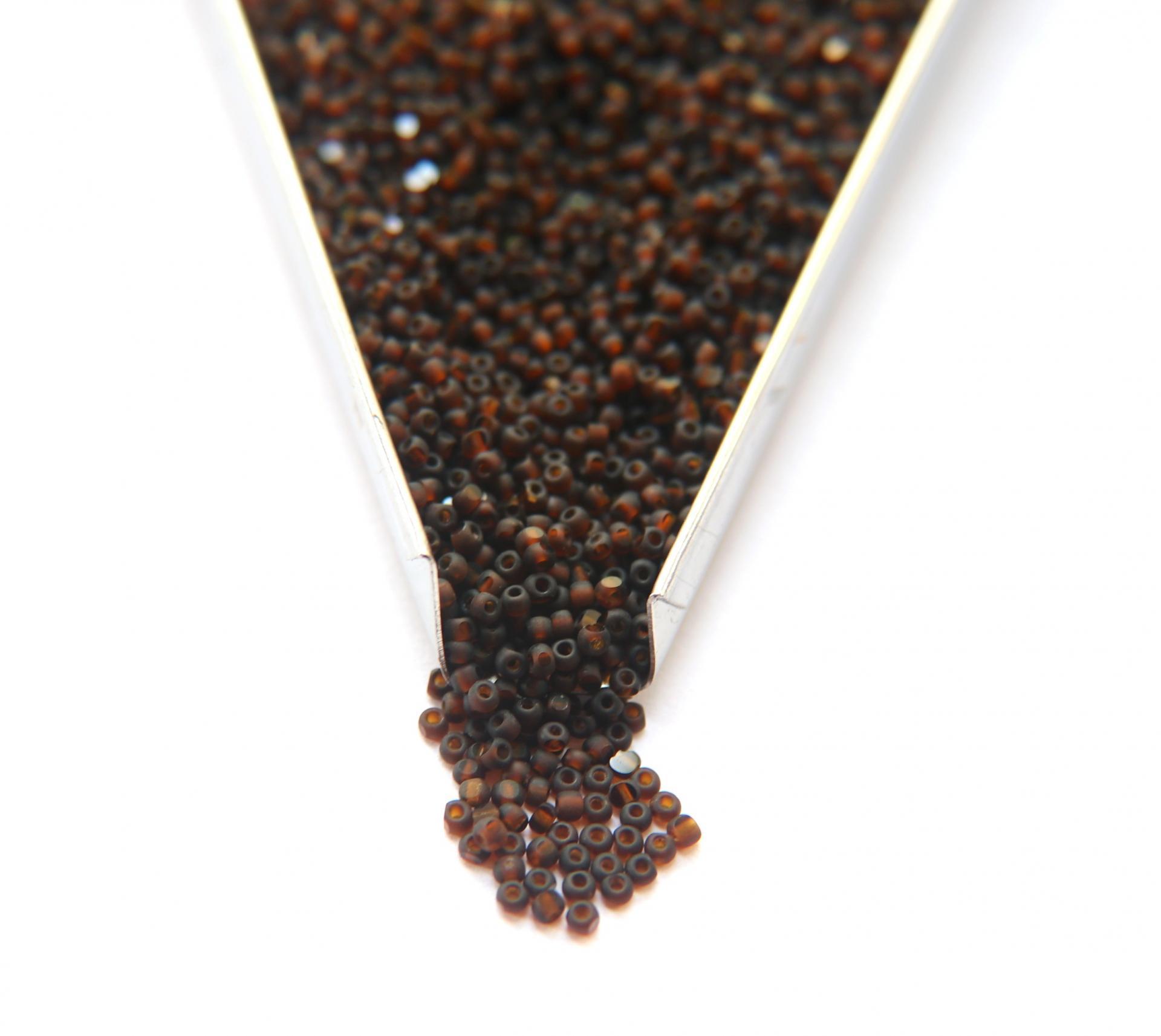 11/0 Charlotte true Cut Beads MATT Smoked Topaz Loose Beads 10/20/50/250/500 Grams premium seed beads, vintage findings, embroidery
