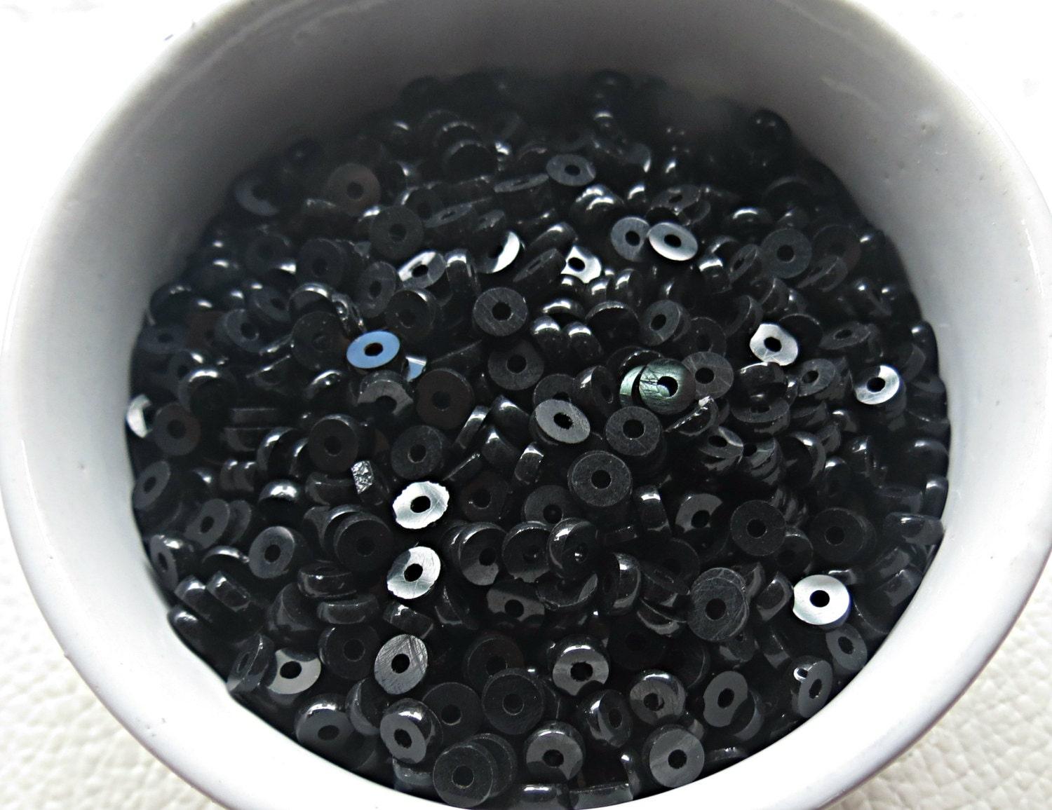 5MM Glass Sequins High Glaze Jet Black 5/10/20 Grams