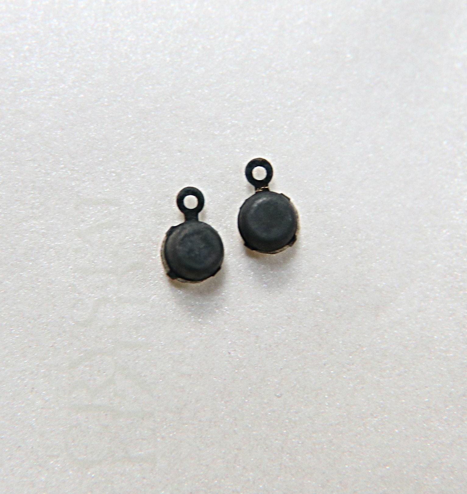 Swarovski 11 mm Round setting drop dangle (one/two loop) in Rose Alabaster 6/12/24/100/300 Pieces jewelry supplies in Brass/Vintage Black