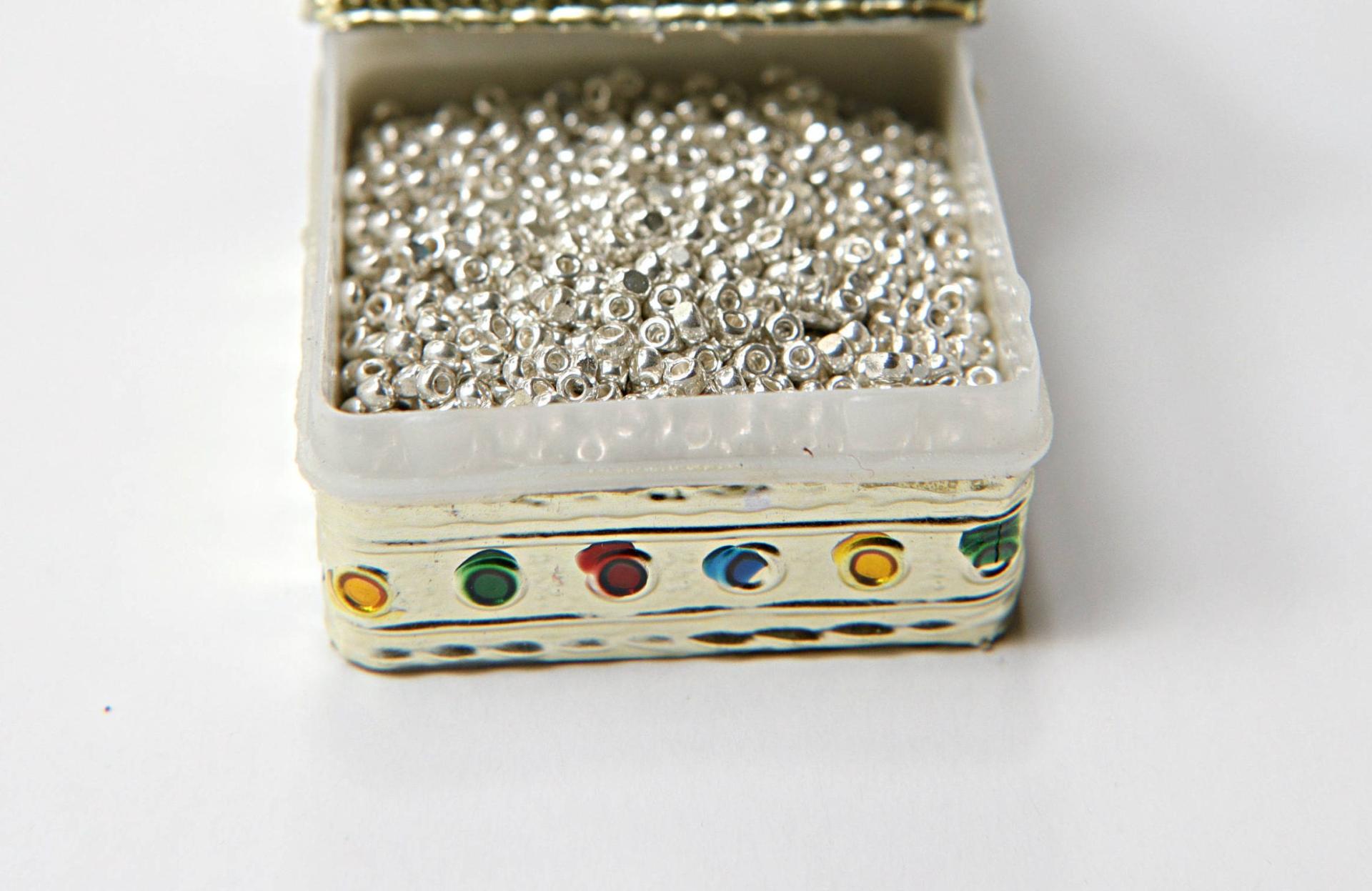 13/0 Charlotte Cut Beads Sterling Silver 5/10/20/50/250/500 Grams 1.6mm craft supplies, jewelry making, embroidery, vintage beads, rare bead