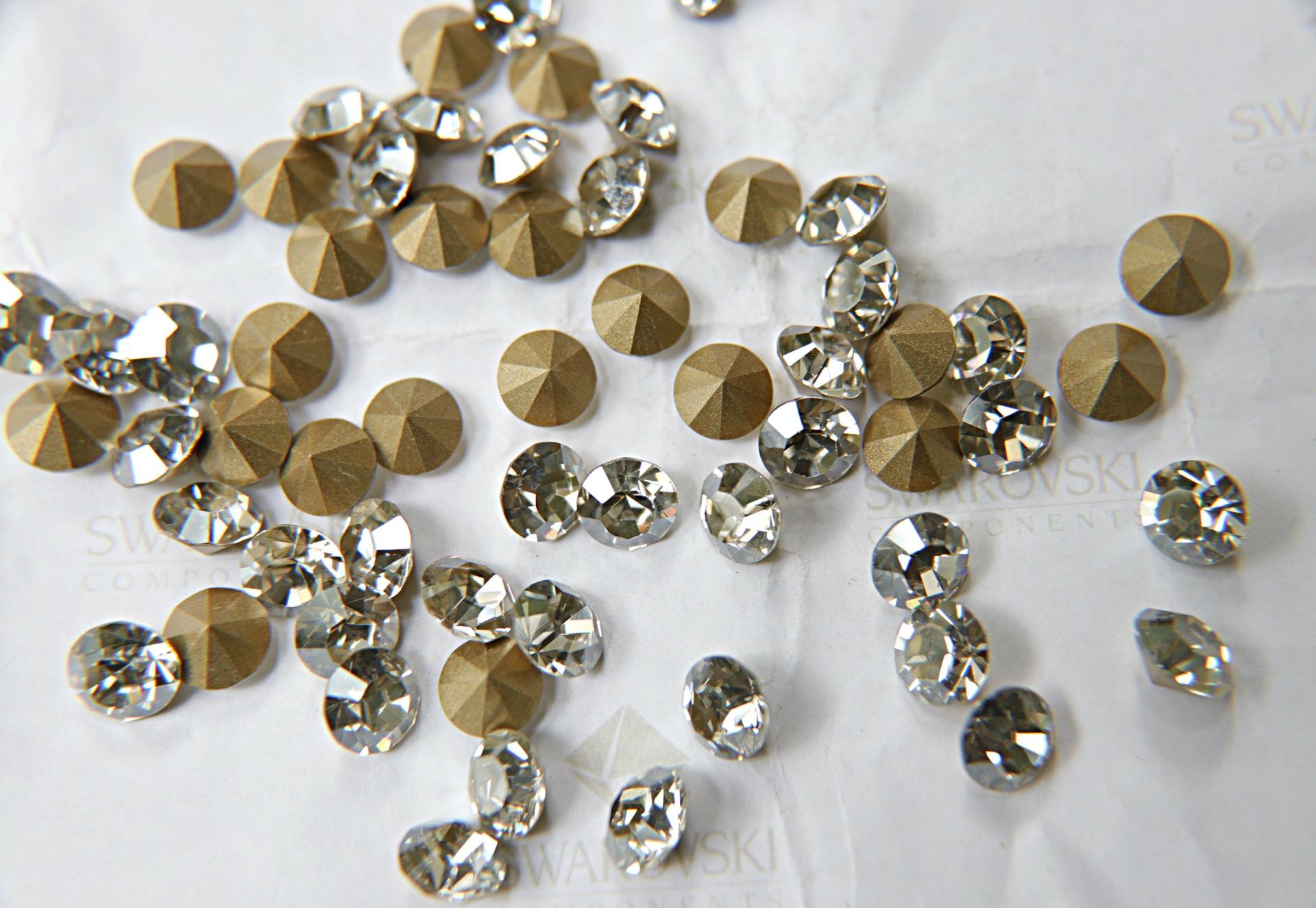 Swarovski 28ss/39ss Chaton Round Crystal Silver Shade 6/12/24/100/300/500 Pieces 001 SSHA