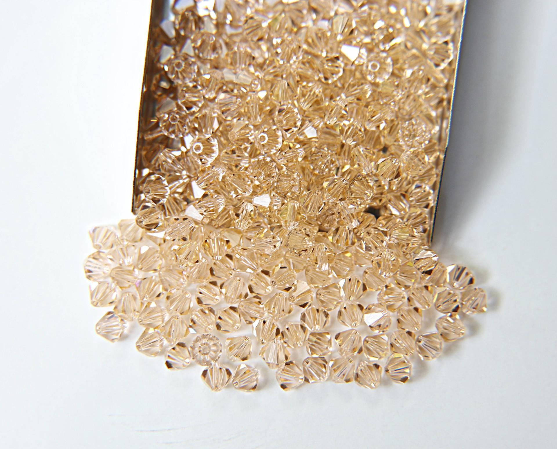 6 mm Light Peach Swarovski Bicone 12/36/72/144/288 Pieces (362) Jewelry making beads Made in Austria