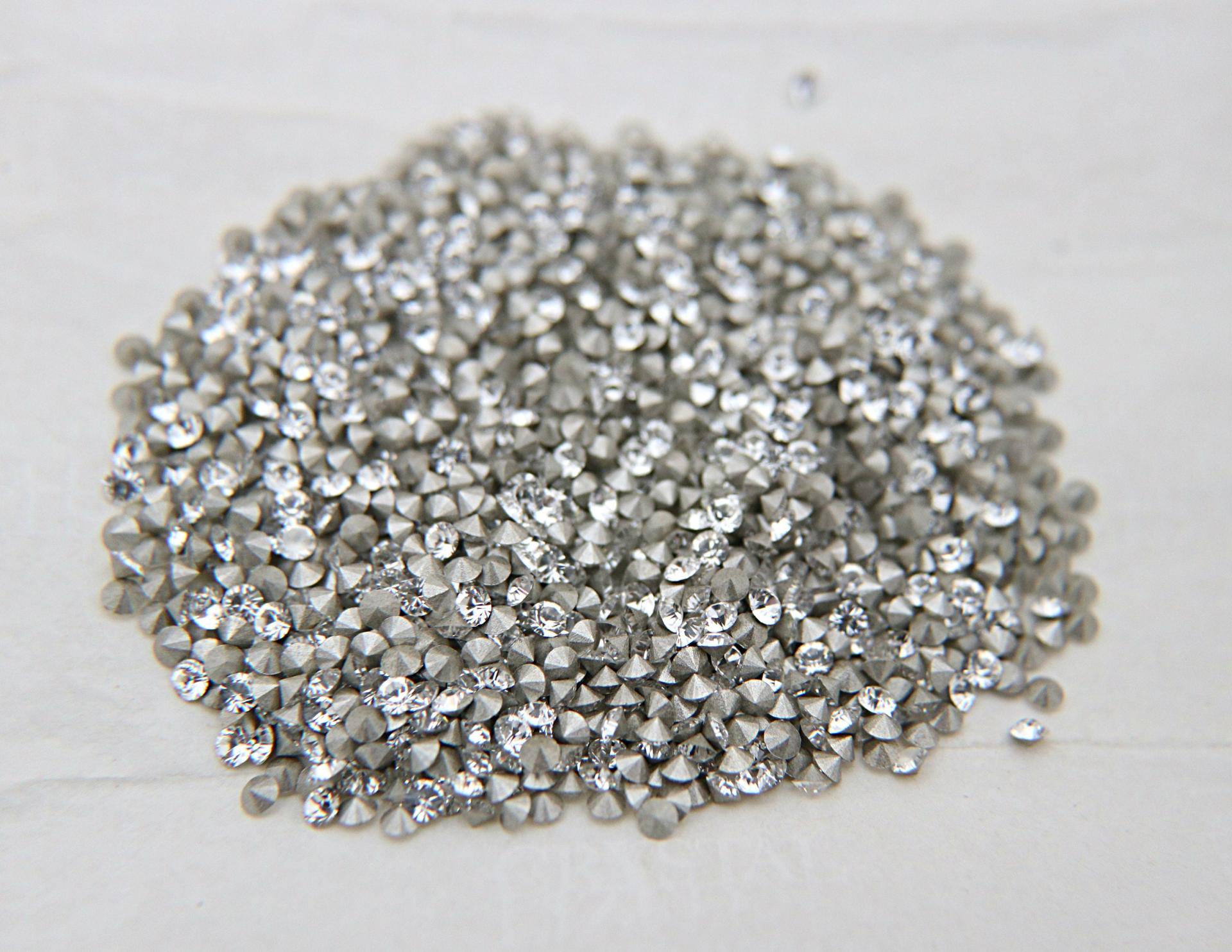 Swarovski Crystal 1028 18pp/8ss Crystal Xilion Chatons Vintage Swarovski foile zirconium hobby craft jewelry making clay craft