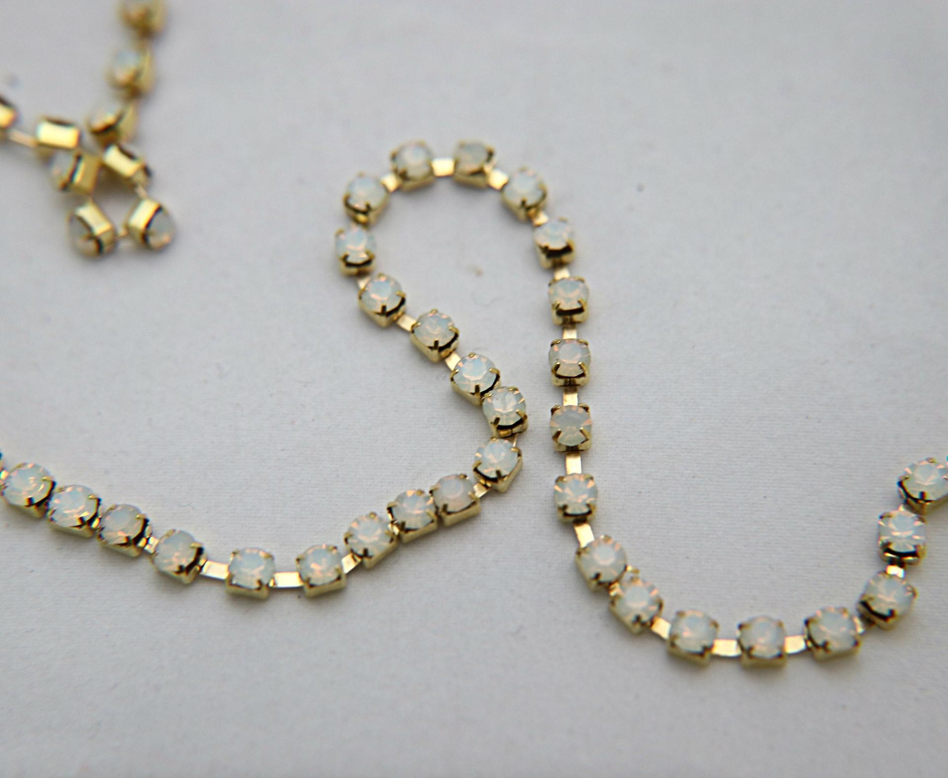 16 SS Rhinestone Chain Preciosa White Opal 4mm 1/2/5/15 Meters Wedding Bridal Supplies, strass chains, embroidery materials