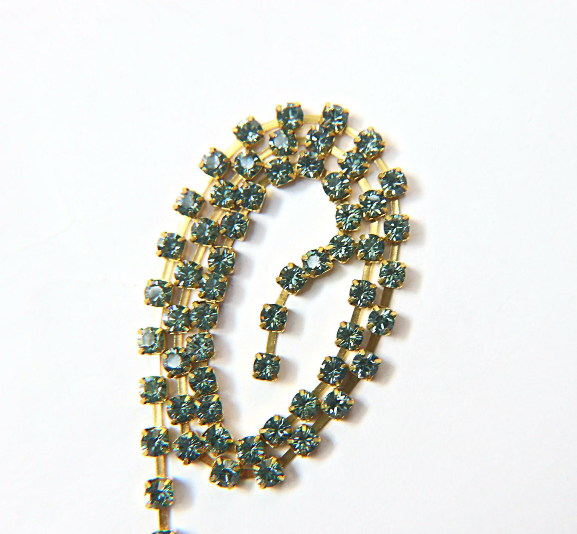 18ss Swarovski Rhinestone Chain in Indian Sapphire (217) 0.5/1/2/5 Meters Bridal Supplies, Jewelry, vintage findings, embroidery materials