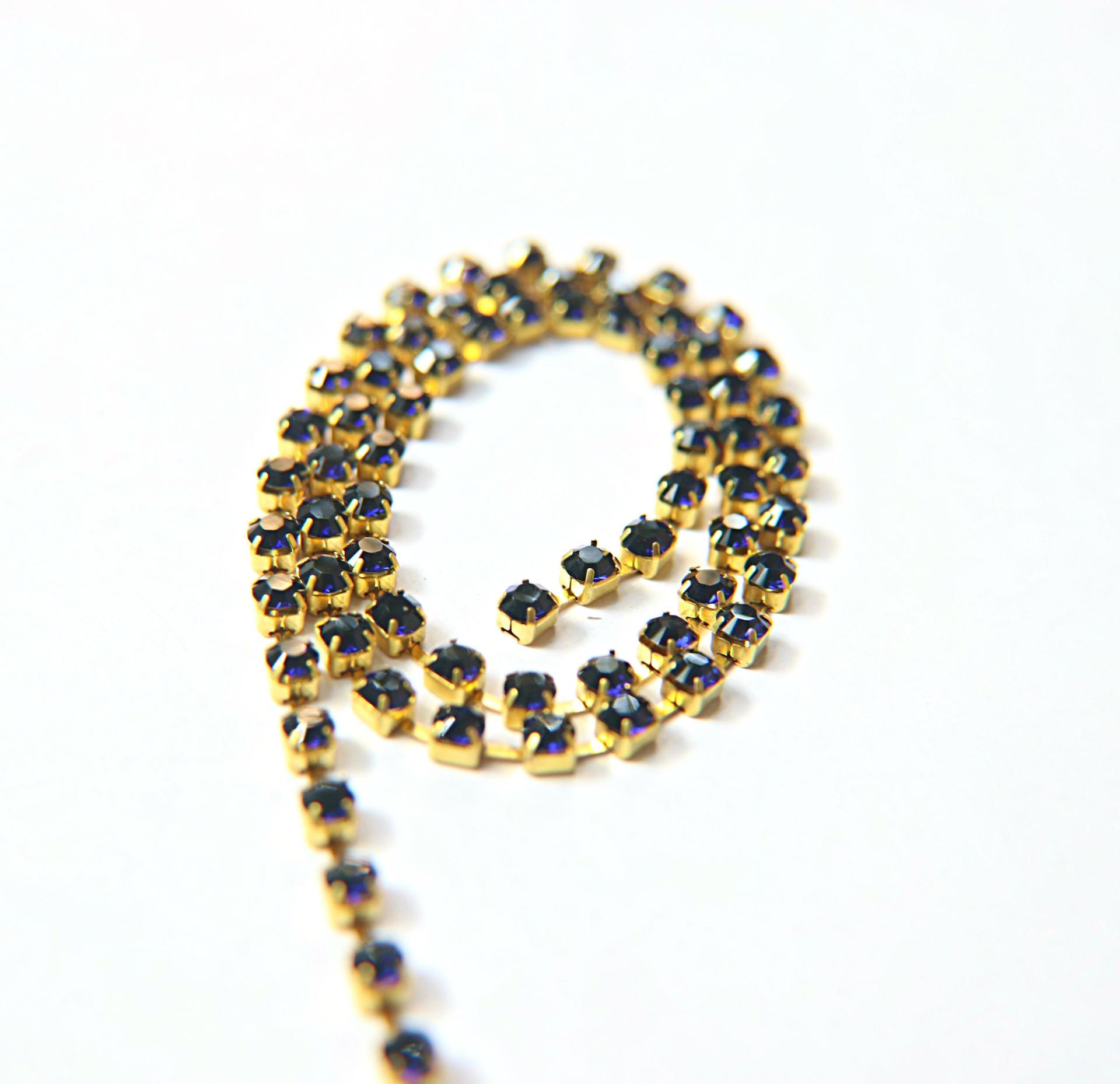 18ss Swarovski Rhinestone Chain in Cobalt (369) 0.5/1/2/5 Meters Bridal Supplies, Jewelry, vintage findings, embroidery materials