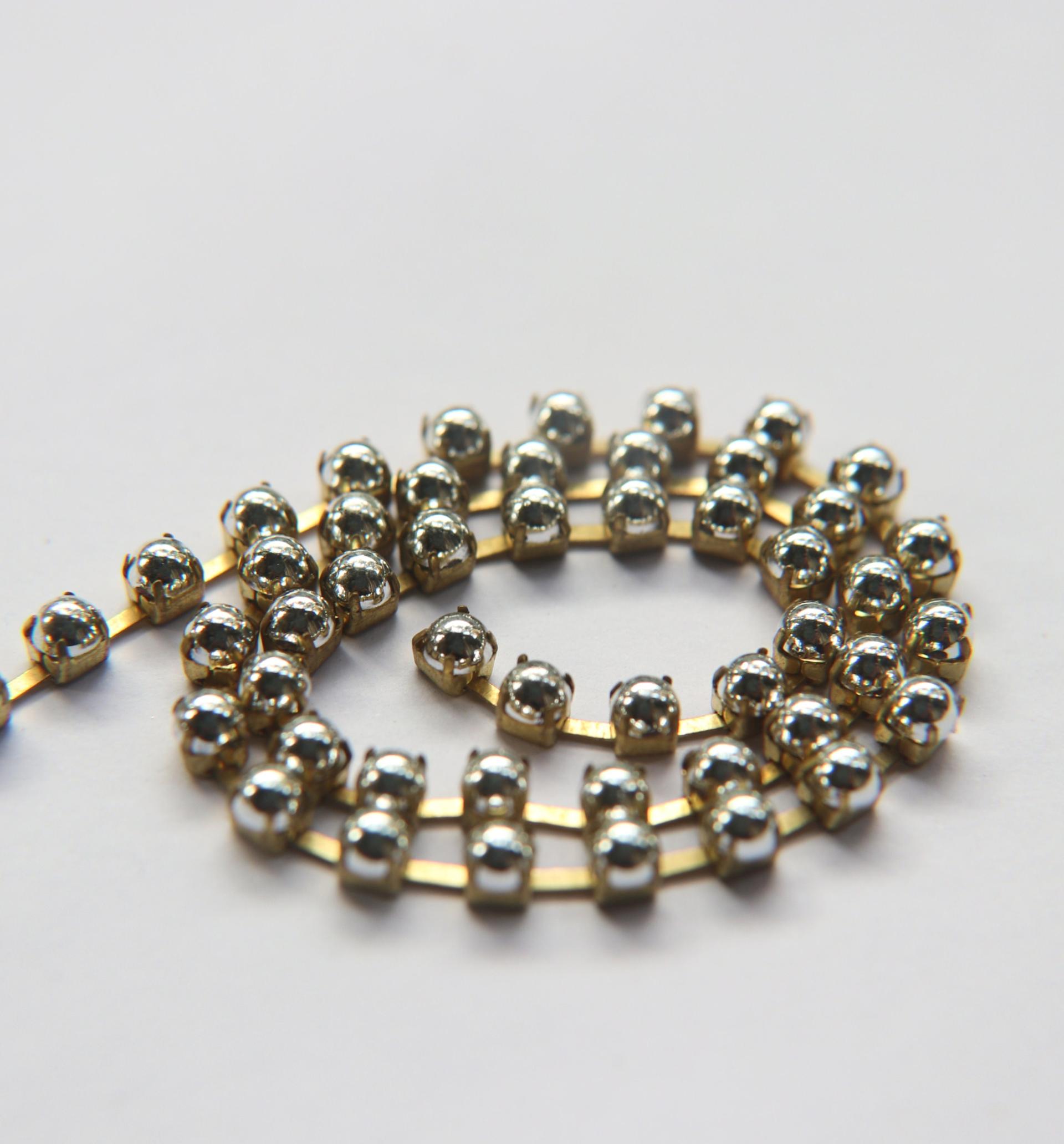 16 SS Silver Cabochon Chain Metallic Vintage Pressed (4mm) 1/2/5/15 Meters vintage findings, strass chains, craft supplies