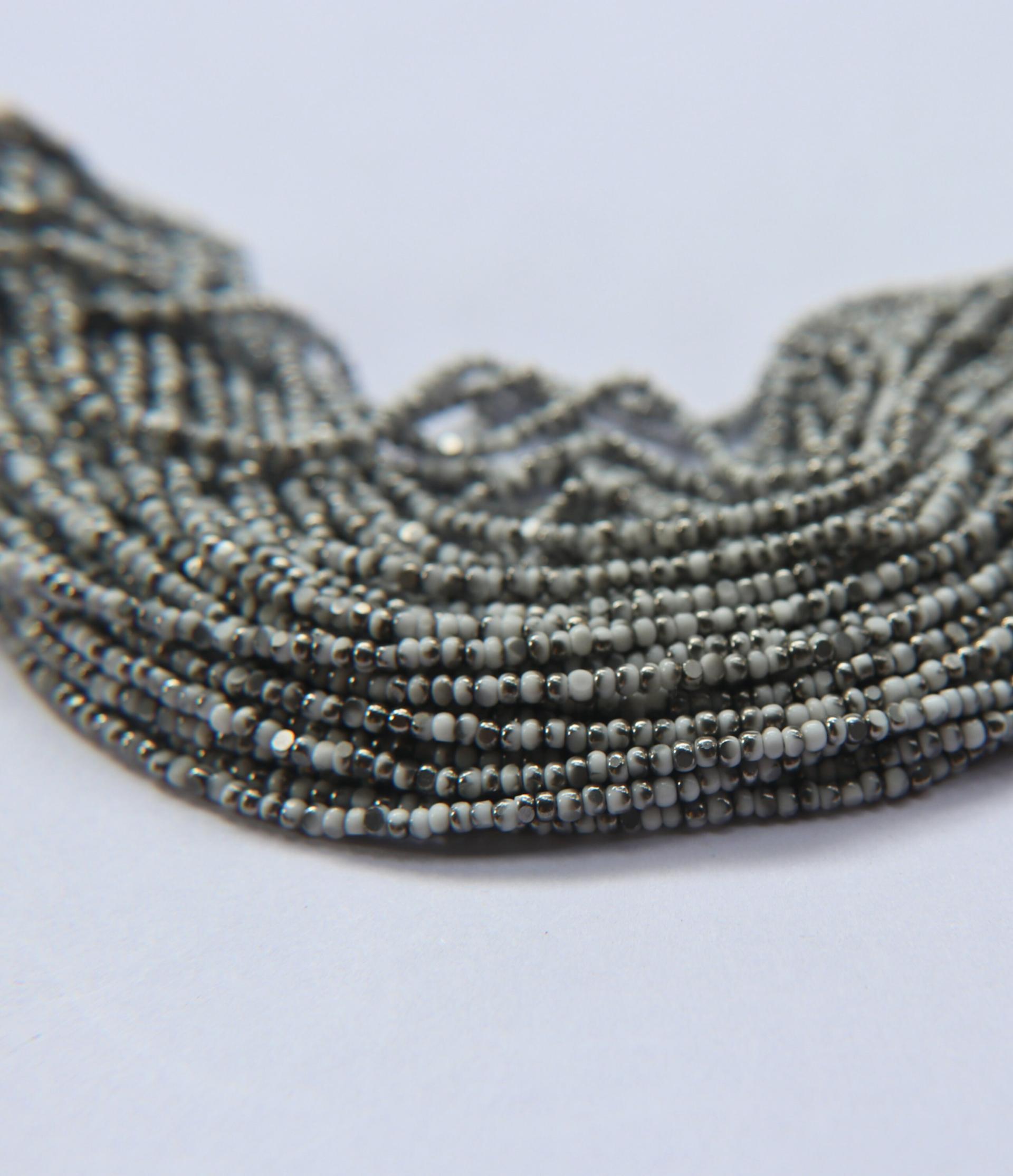 11/0 Charlotte true Cut Beads Patina Opaque Chalk White Gunmetal 10/20/50/250/500 Grams PREMIUM SEED Beads, vintage supplies