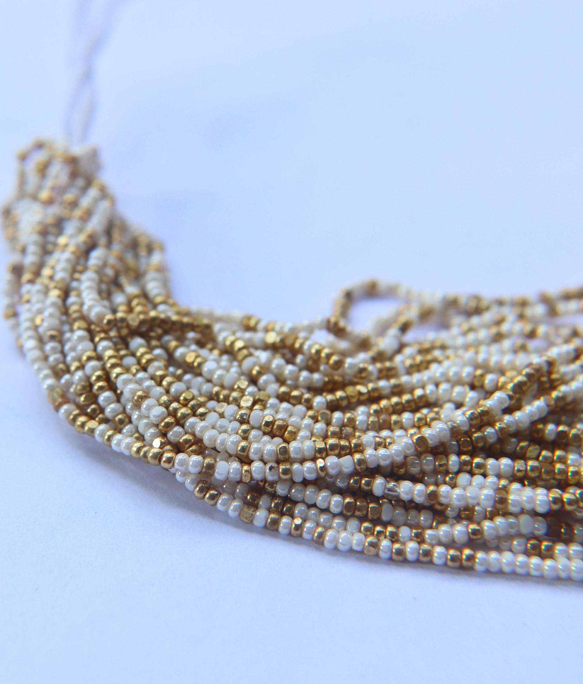 11/0 Hanks Charlotte Cut Beads IVORY Gold Patina 1/5/25/50/100 Hanks 2.0mm jewellery rare glass beads, jewelry supply, findings, craft