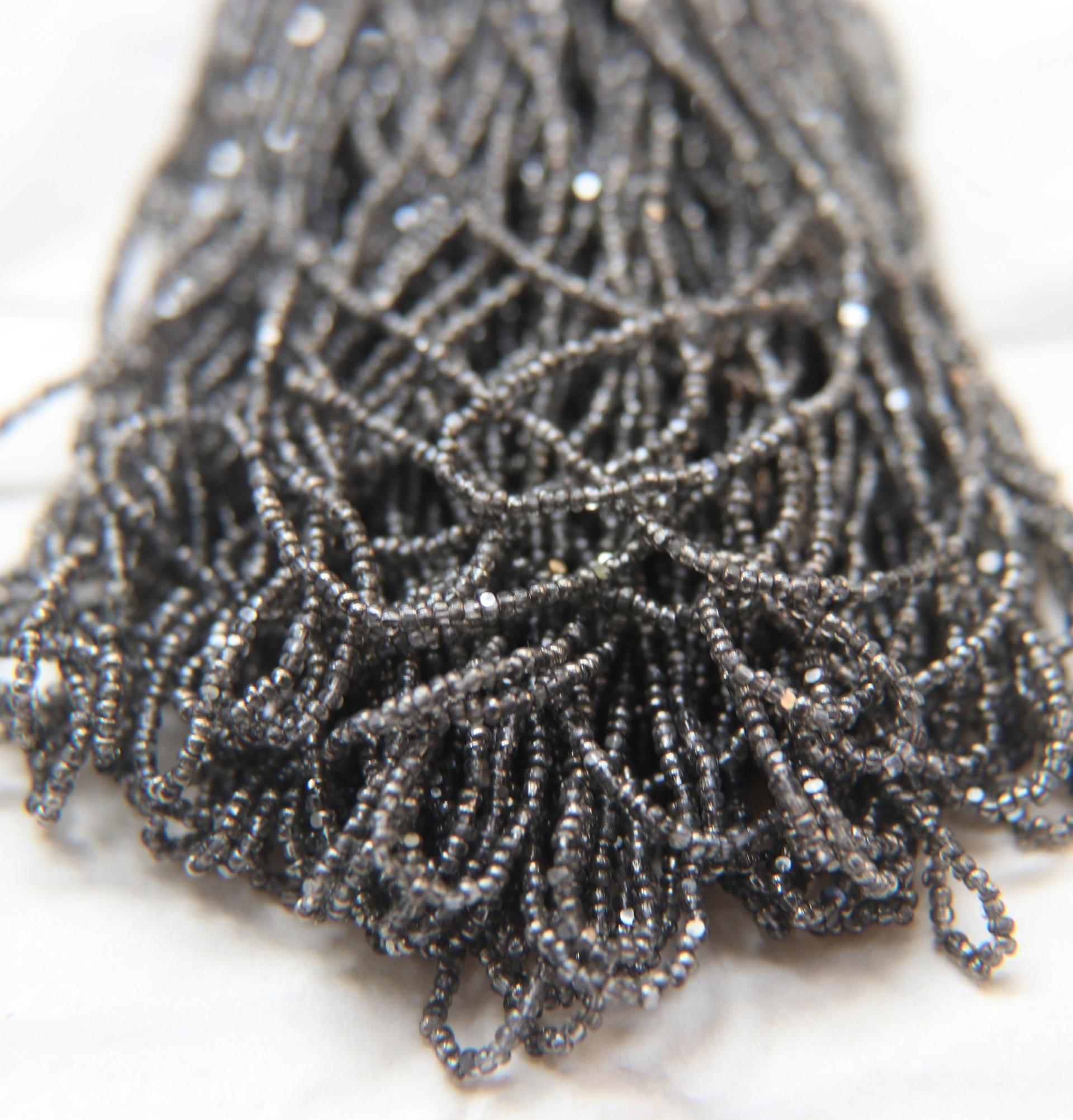 13/0 Hanks Charlotte Cut Beads Patina Transparent Crystal Gun Metal 1/5/25/50/100 Hanks 1.6mm glass beads, jewelry supply, vintage beads
