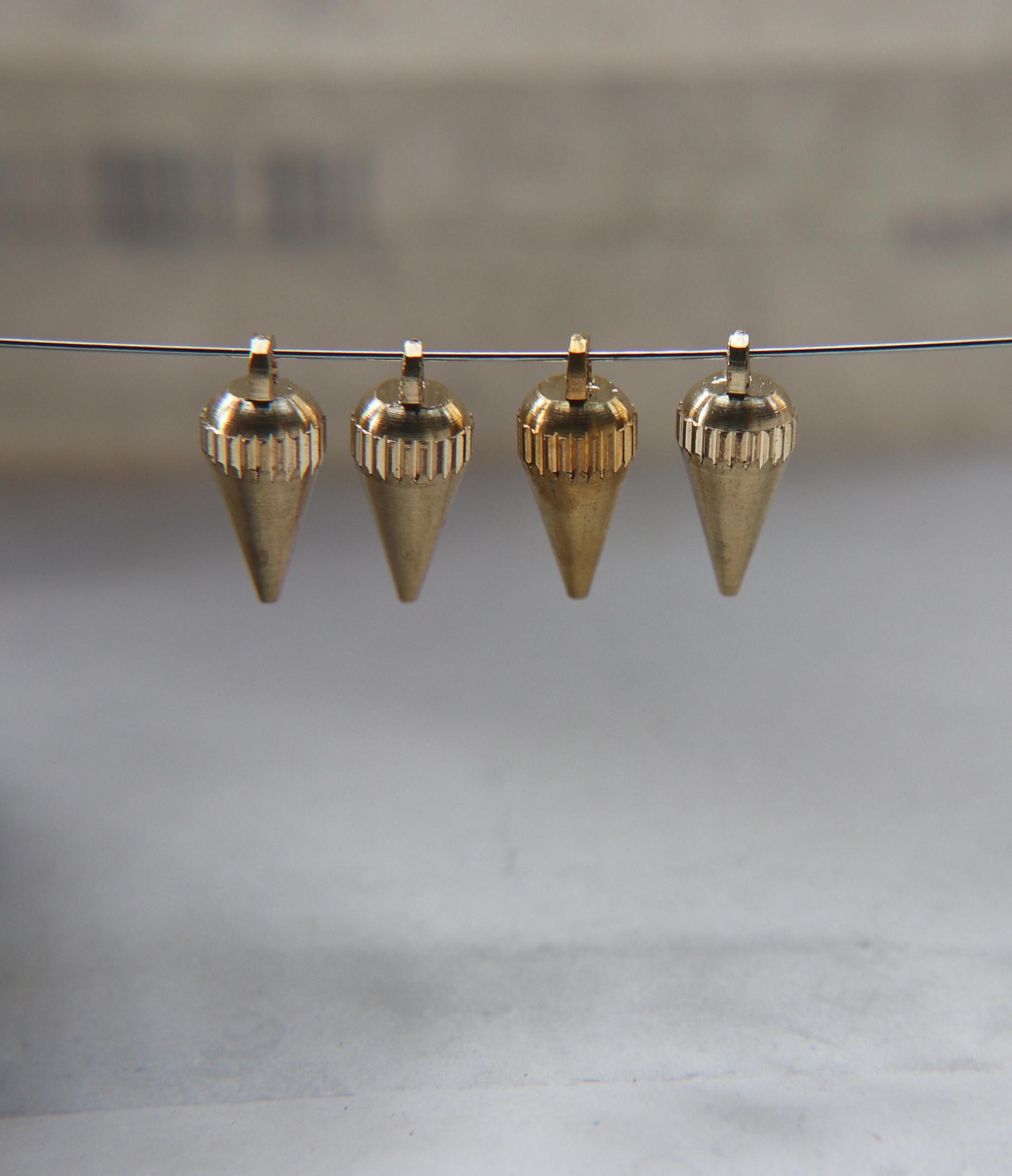 Solid Metal Spike Drops, Spikedrop Charms, in brass 15x6mm 2mm Loop 10/50 pieces vintage findings, jewlery making, art deco premium supplies