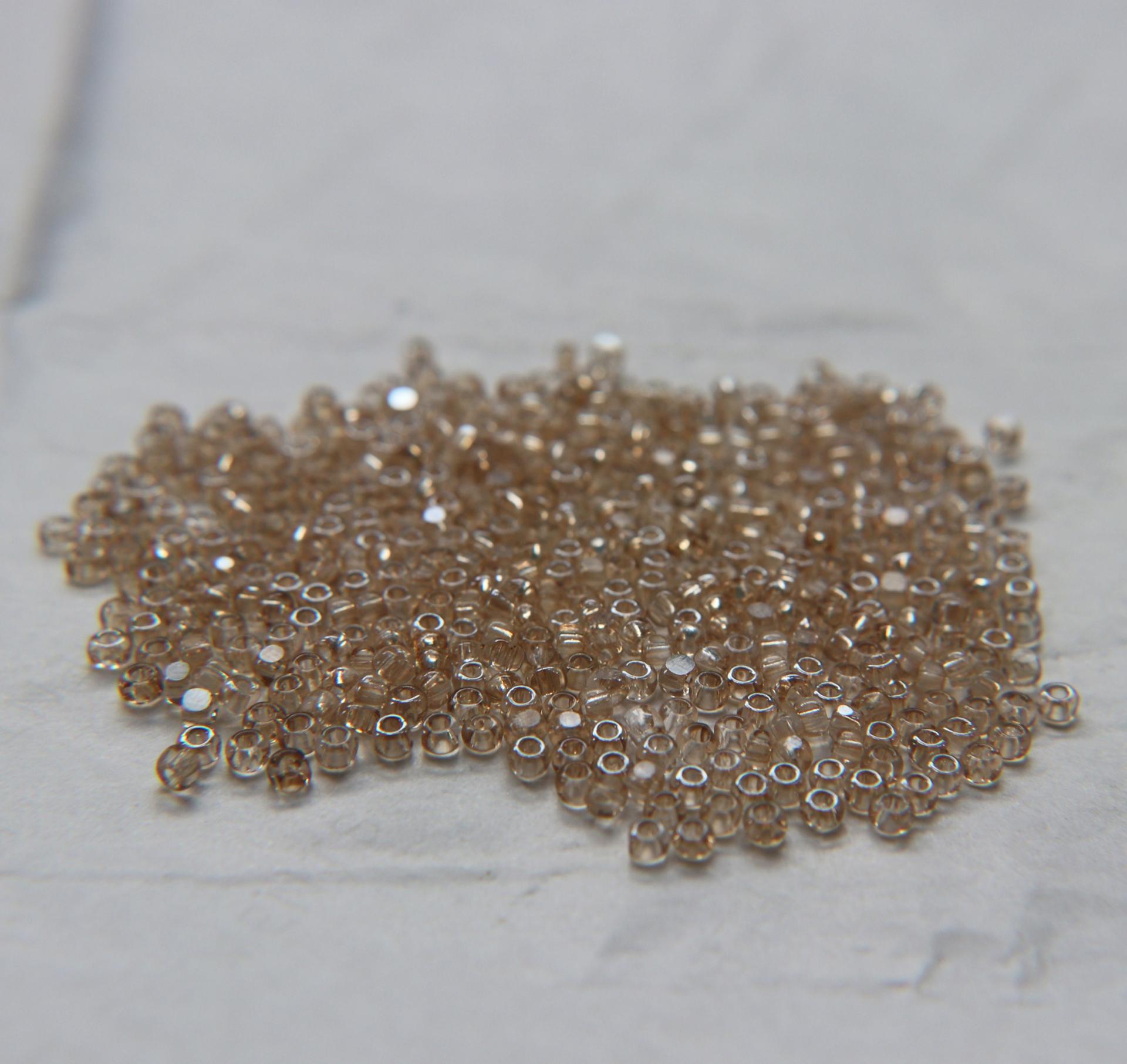 8/0 Charlotte Cut Beads Crystal Golden Honey 10/20/50/250/500 Grams PREMIUM SEED Beads, jewelry supply, vintage findings