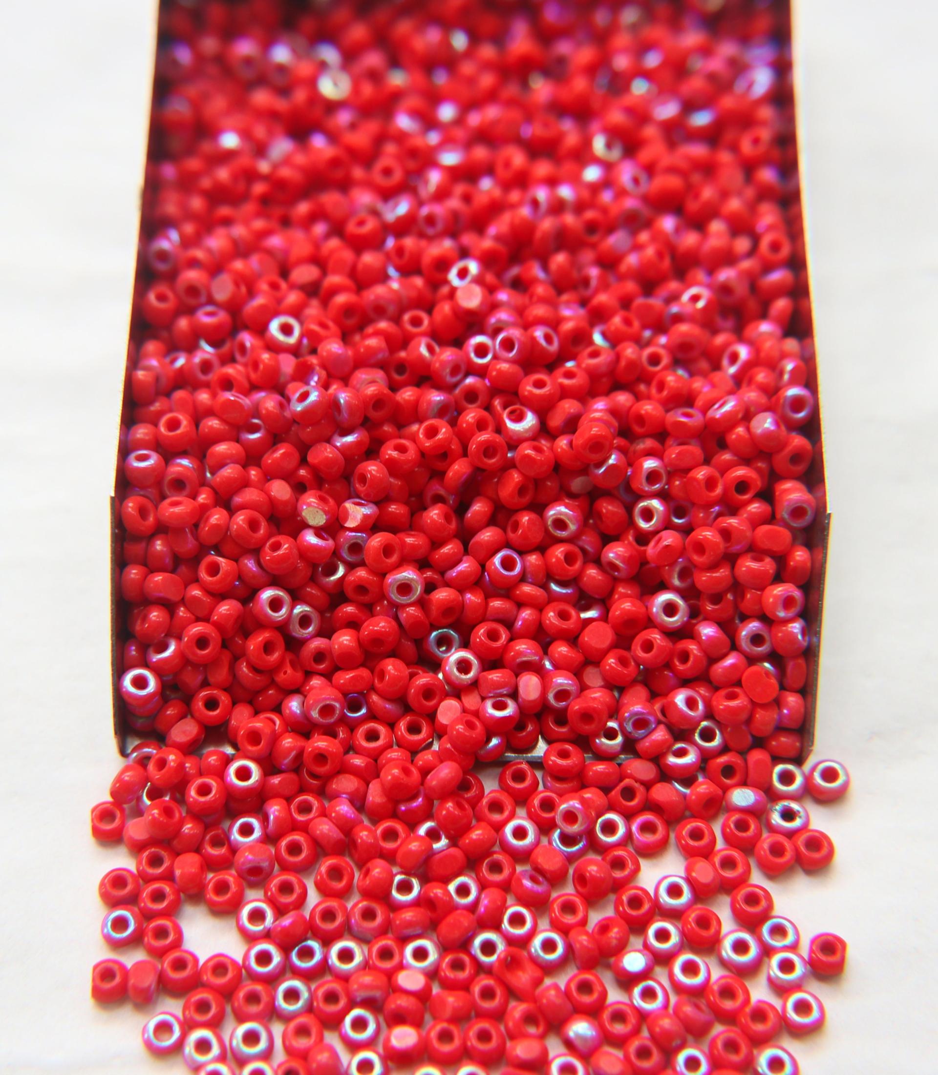 8/0 Charlotte Cut Beads Patina Light Red Opaque Aurore Boreale 10/20/50/250/500 Grams PREMIUM SEED Beads, jewelry supply, vintage findings
