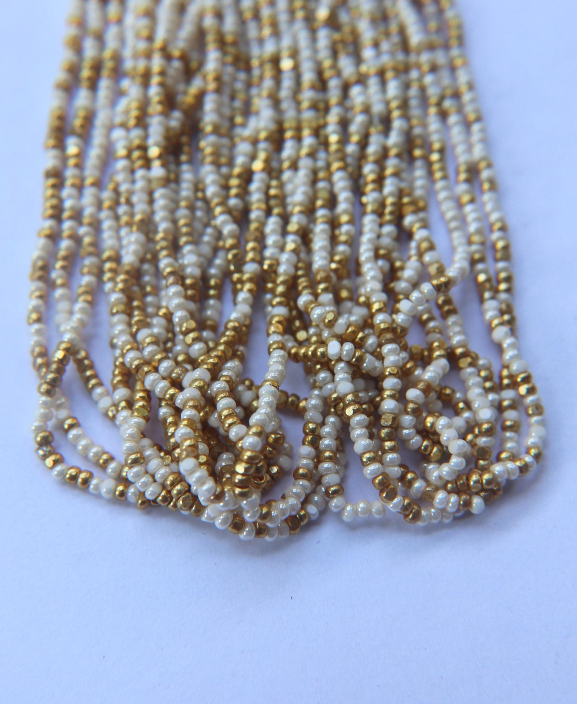 11/0 Hanks Charlotte Cut Beads IVORY Gold Patina 1/5/25/50/100 Hanks 2.0mm jewellery rare glass beads, jewelry supply, findings, craft