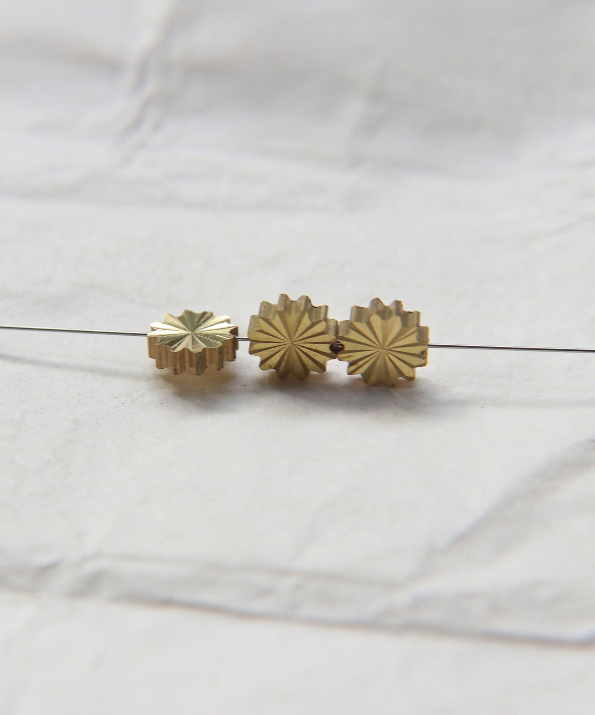 Solid Flower Metal Beads, Brass beads, in brass 10.5mm/5mm , 1.4mm Loop, Spacer Beads, Connector Beads, Two Hole Beads, Bracelets Beads