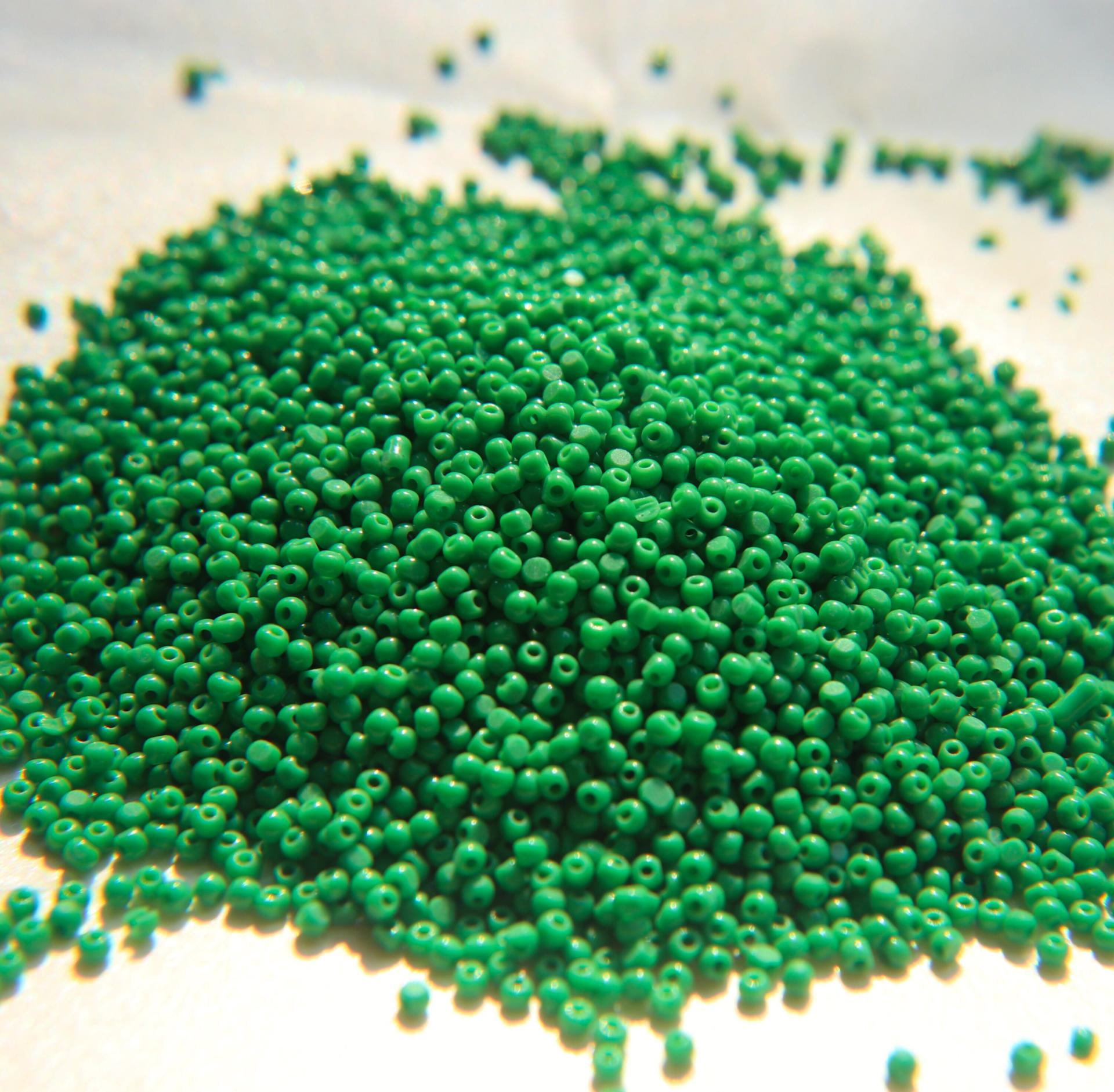 11/0 Charlotte true Cut Beads Opaque Green 10/20/50/250/500 Grams Premium Seed Beads, jewelry making