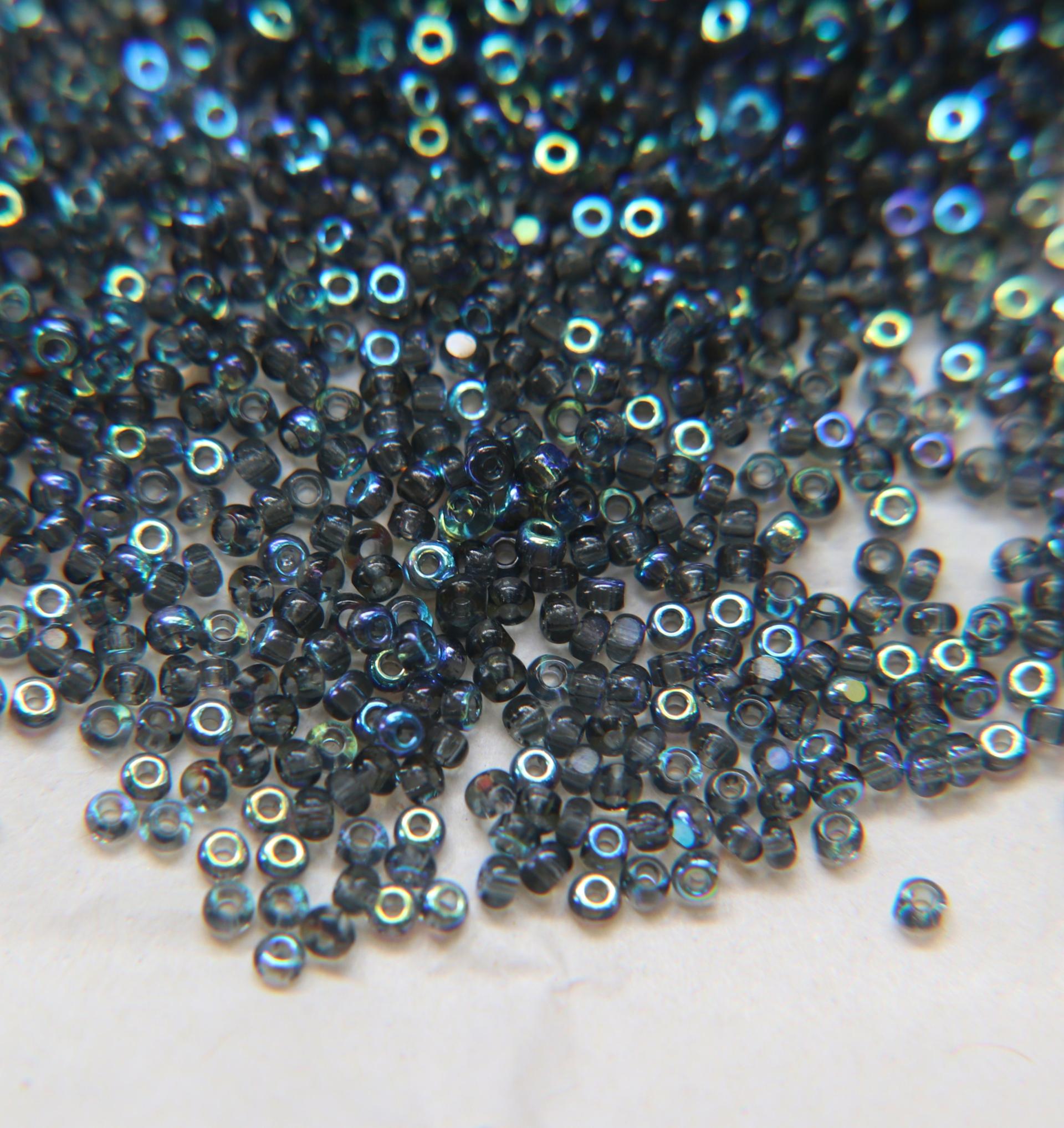 11/0 Charlotte Cut Beads Patina Transparent Grey Aurore Boreale 10/20/50/250/500 Grams PREMIUM MATERIALS