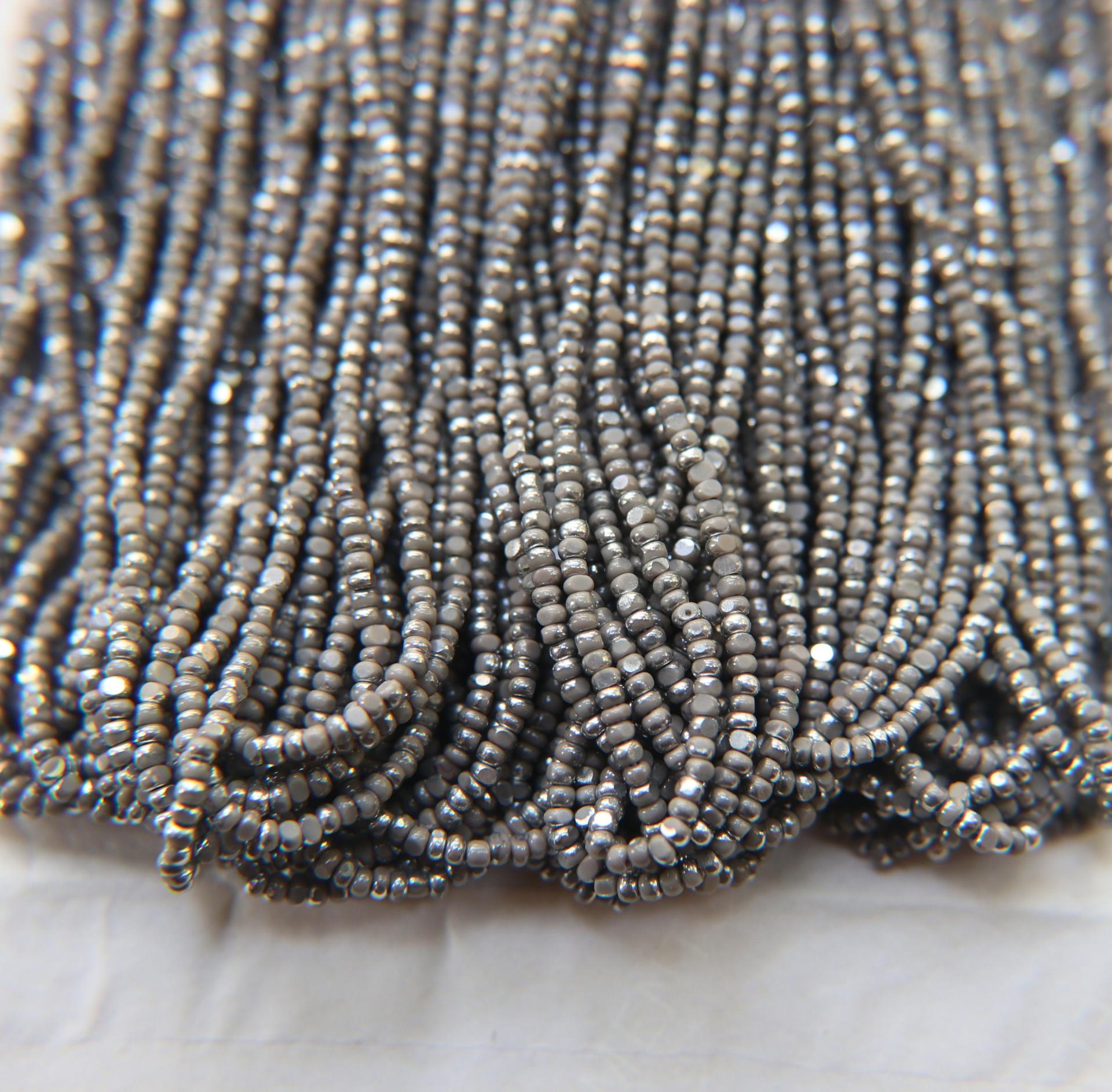 11/0 Hanks Charlotte Cut Beads Patina Opaque Grey Silver 1/5/25/50/100 Hanks PREMIUM SEED BEADS