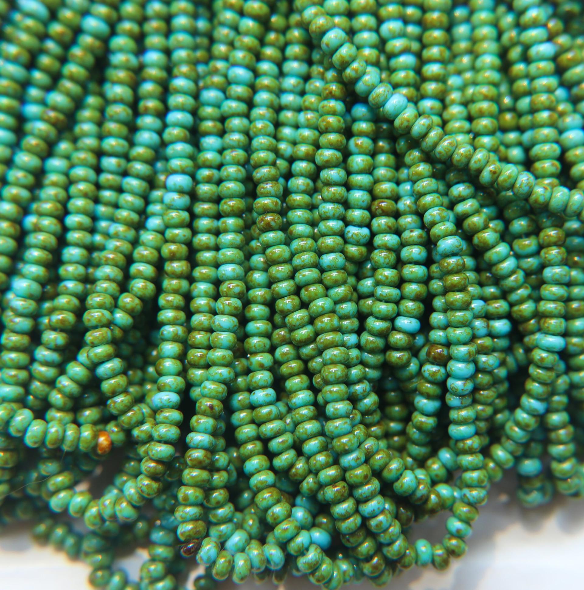 Preciosa Czech Seed Bead 8/0 Opaque Turquoise (10 Grams)