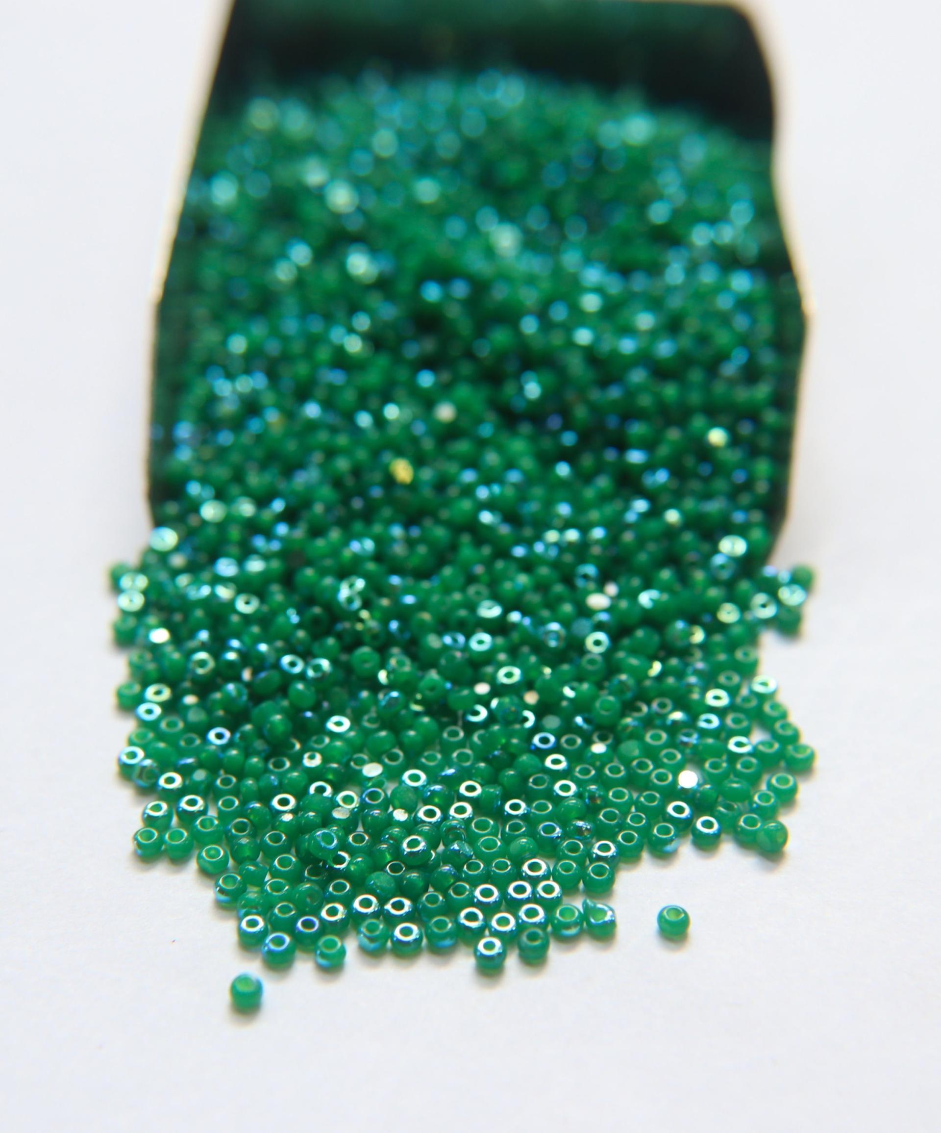 11/0 Charlotte true Cut Beads Patina Opal Green Aurore Boreale 10/20/50/250/500 Grams native beads supply, embroidery