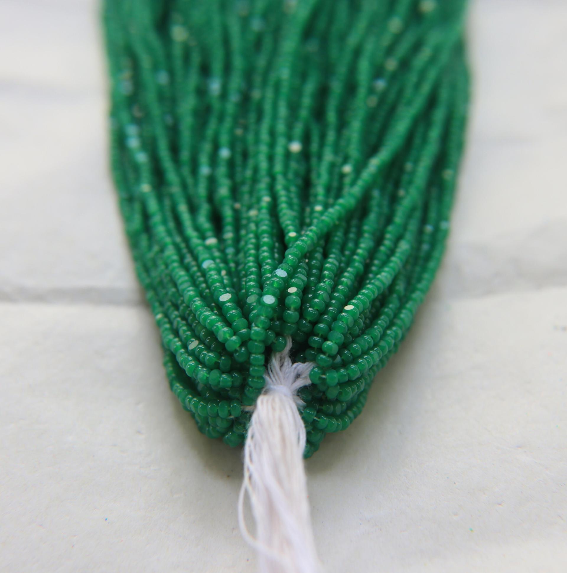 11/0 Charlotte Cut Beads Opal Green 10/20/50/250/500 Grams PREMIUM SEED BEADS