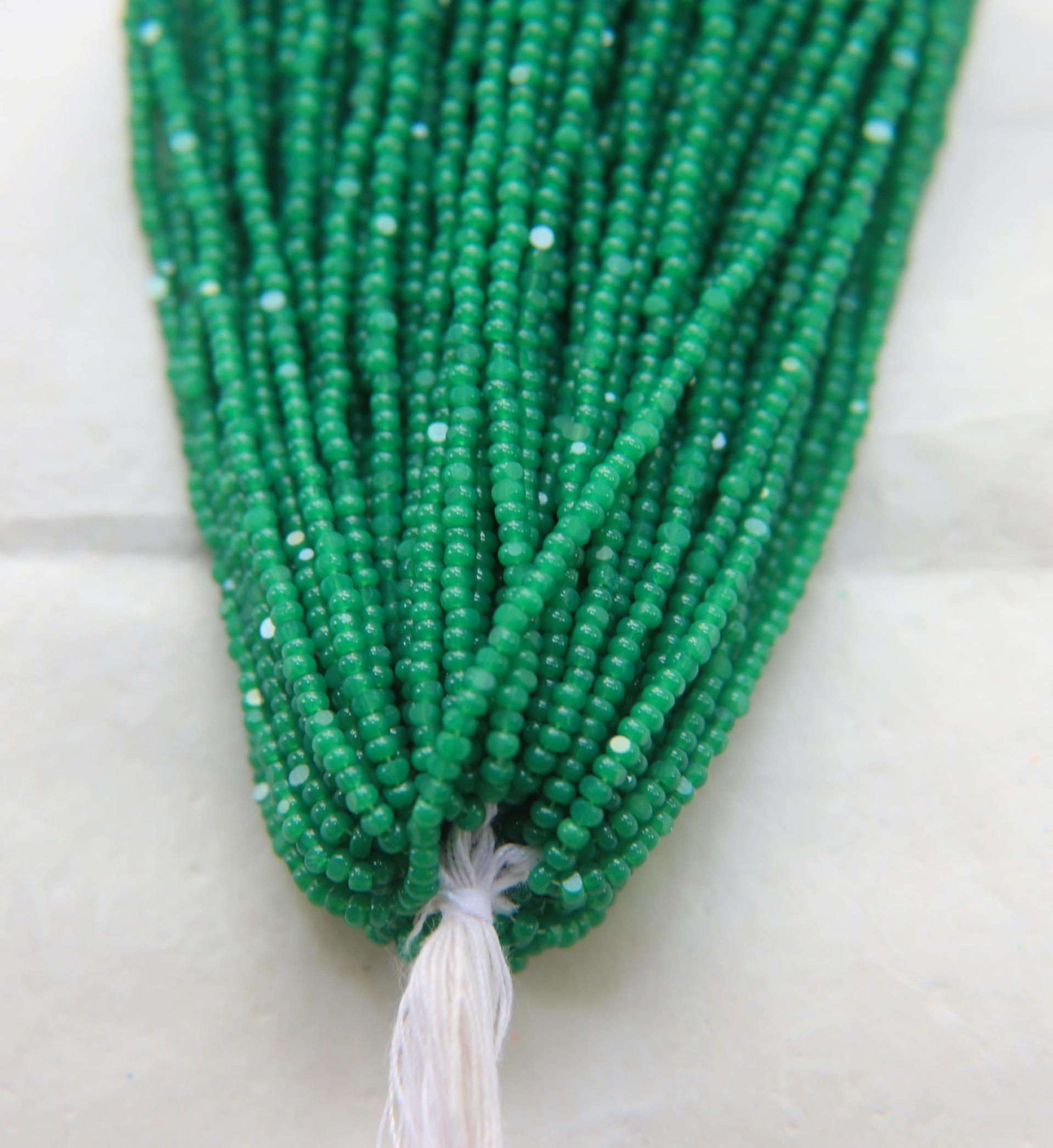 11/0 Charlotte Cut Beads Opal Green 10/20/50/250/500 Grams PREMIUM SEED BEADS