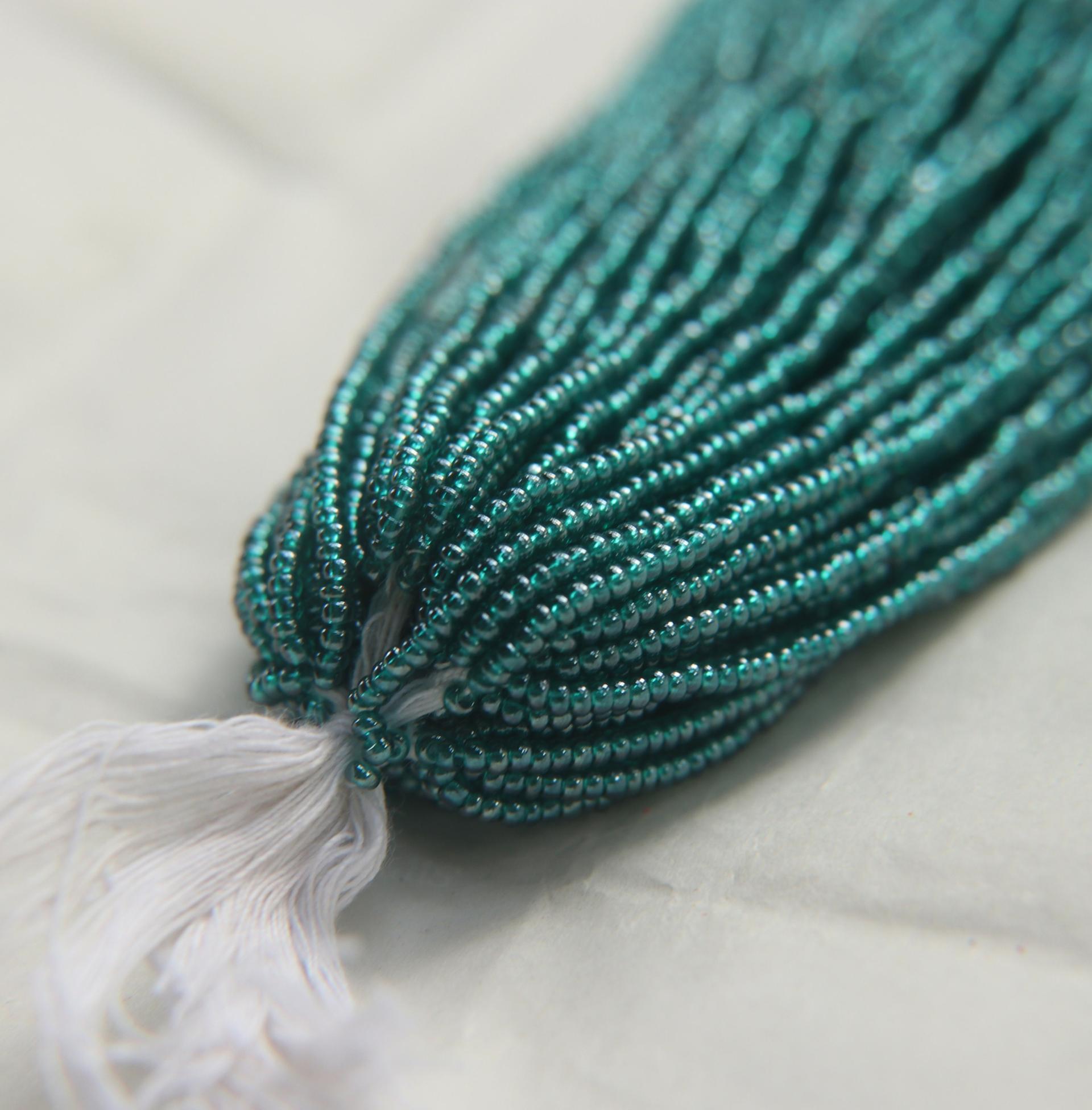 11/0 Czech Seed Bead Czech Seed Bead, Teal Green Luster 1/5/25/50/100 Full hanks Preciosa Ornella loose beads, mix beads, embroidery