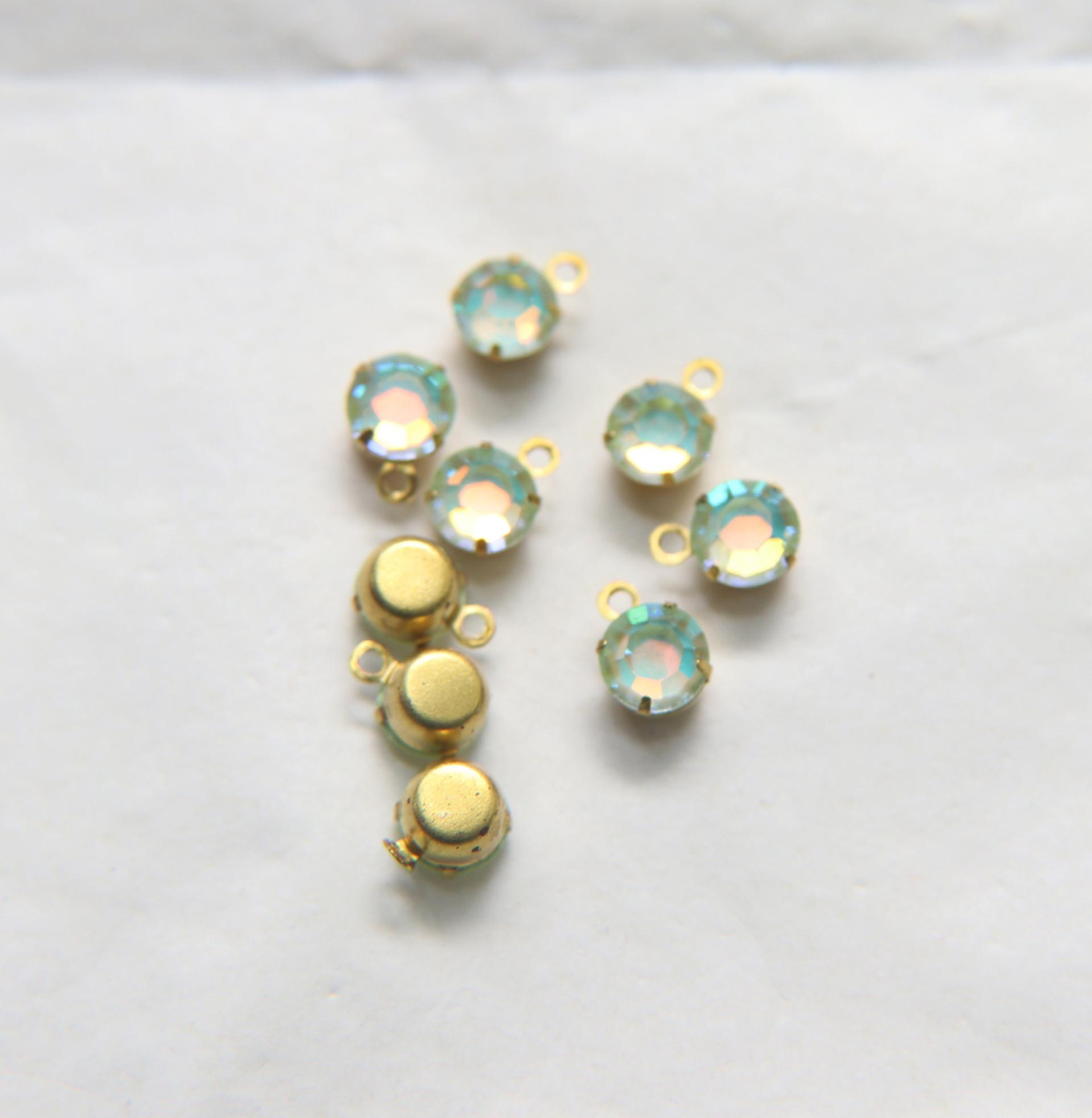 Swarovski 6mm Round setting drop one loop in Mint Opal 28ss 12/24/100/500 Pieces jewelry supplies in Brass/Vintage Black vintage
