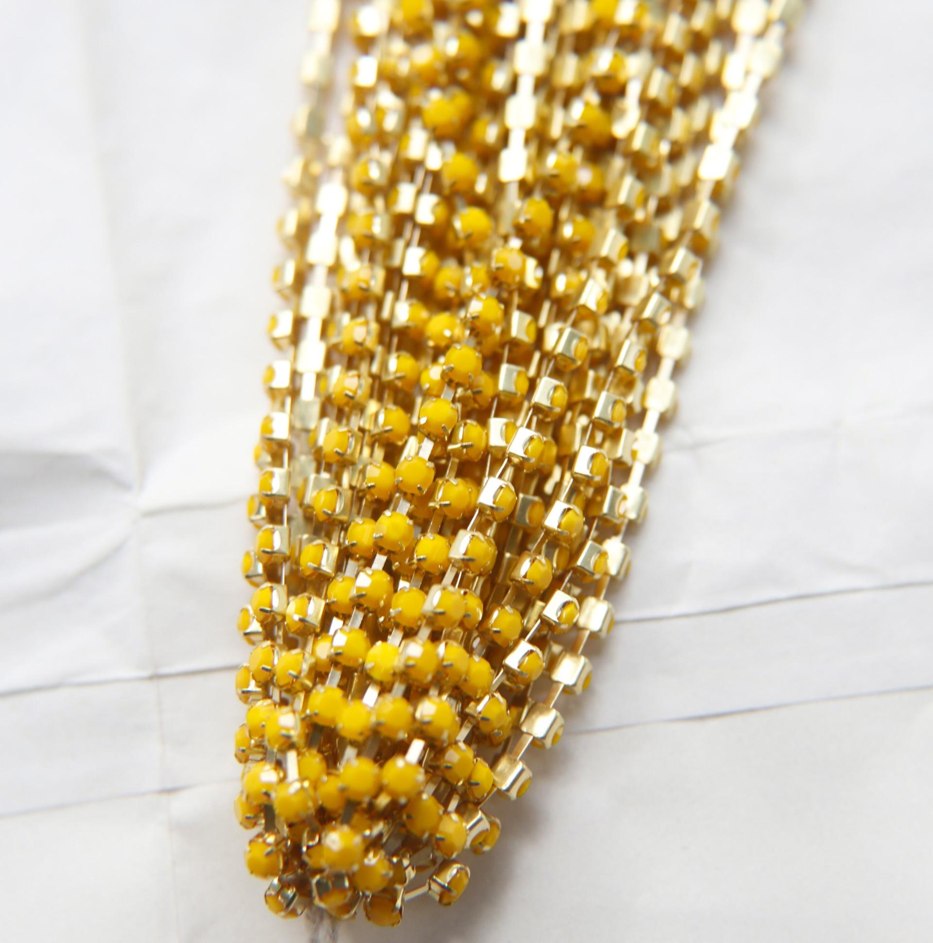 12SS Vintage Swarovski Cup Chain in Opaque Mutard Yellow 3mm Made in Austria 0.5/1/2/5 Meters strass chains, embroidery, craft supplies