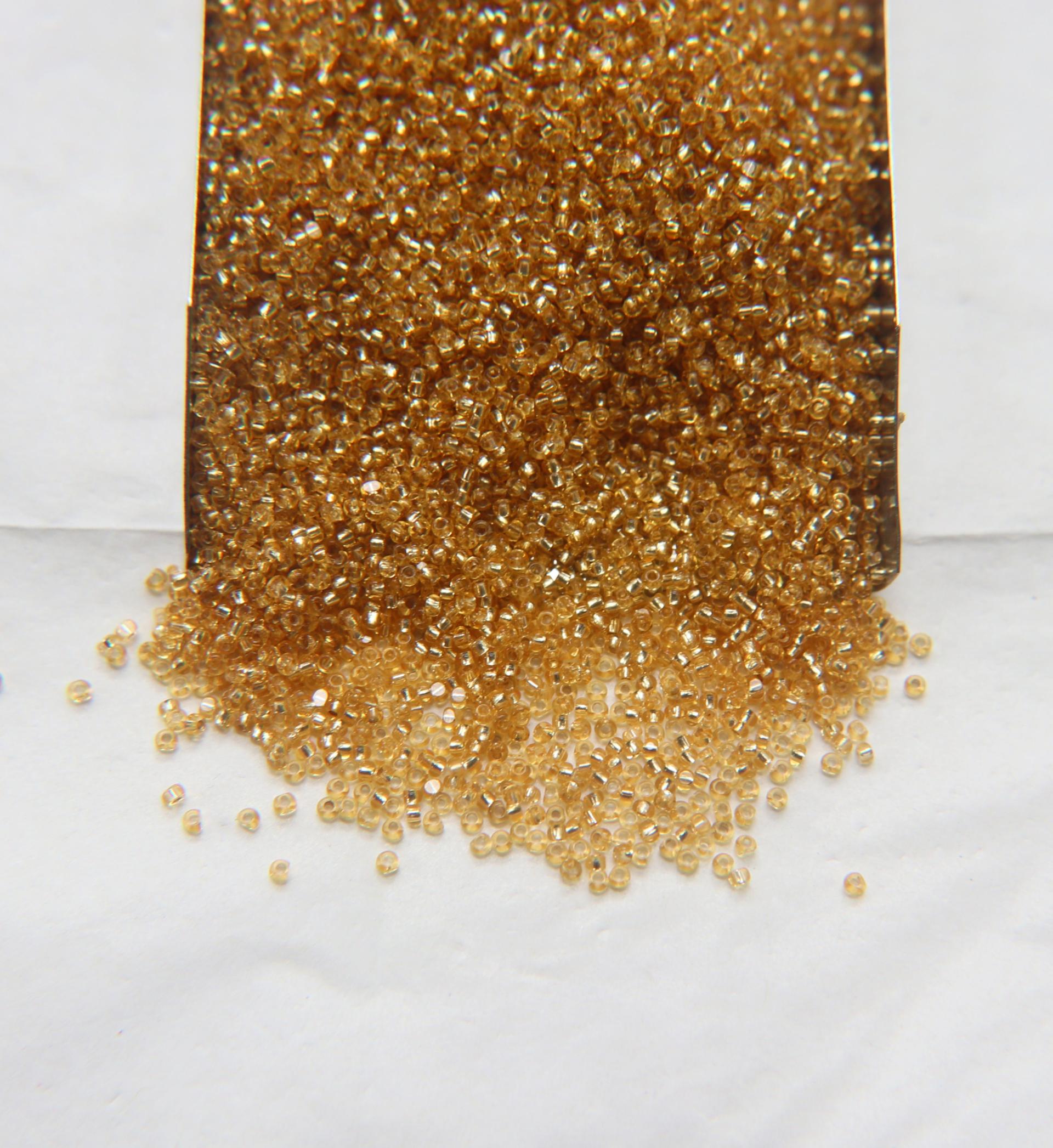 13/0 Charlotte Cut Beads Gold Silver Lined 5/10/20/50/250/500 craft supplies, jewelry making, embroidery materials, vintage