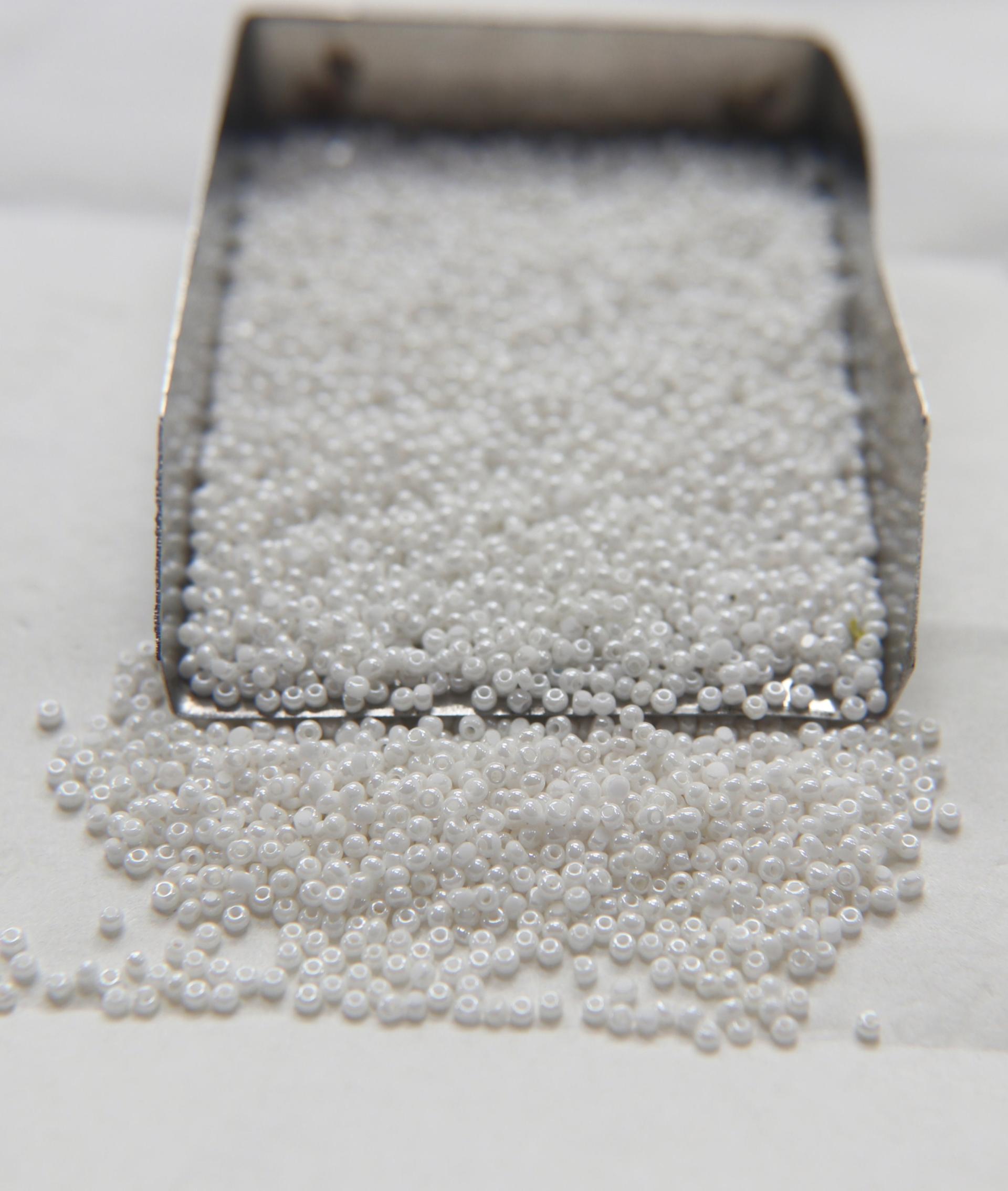 11/0 Charlotte true Cut Beads Pearl White 10/20/50/250/500 Grams Native Beads Supplies, embroidery materials, jewelry making, vintage beads