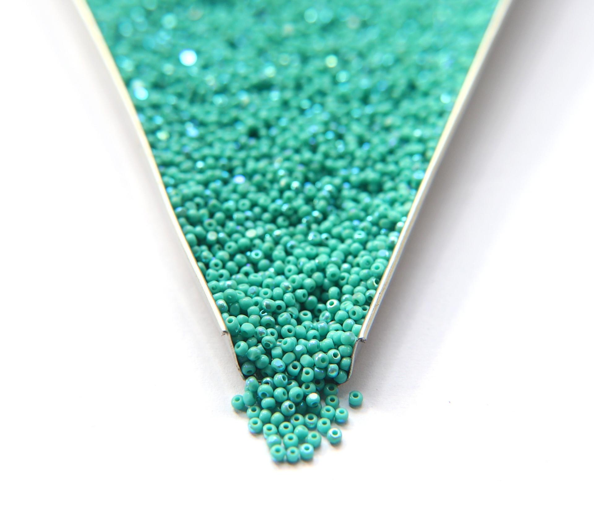 11/0 Charlotte Cut Beads Patina Opaque Aqua Green Aurore Boreale 10/20/50/250/500 Grams PREMIUM MATERIALS, Native supplies