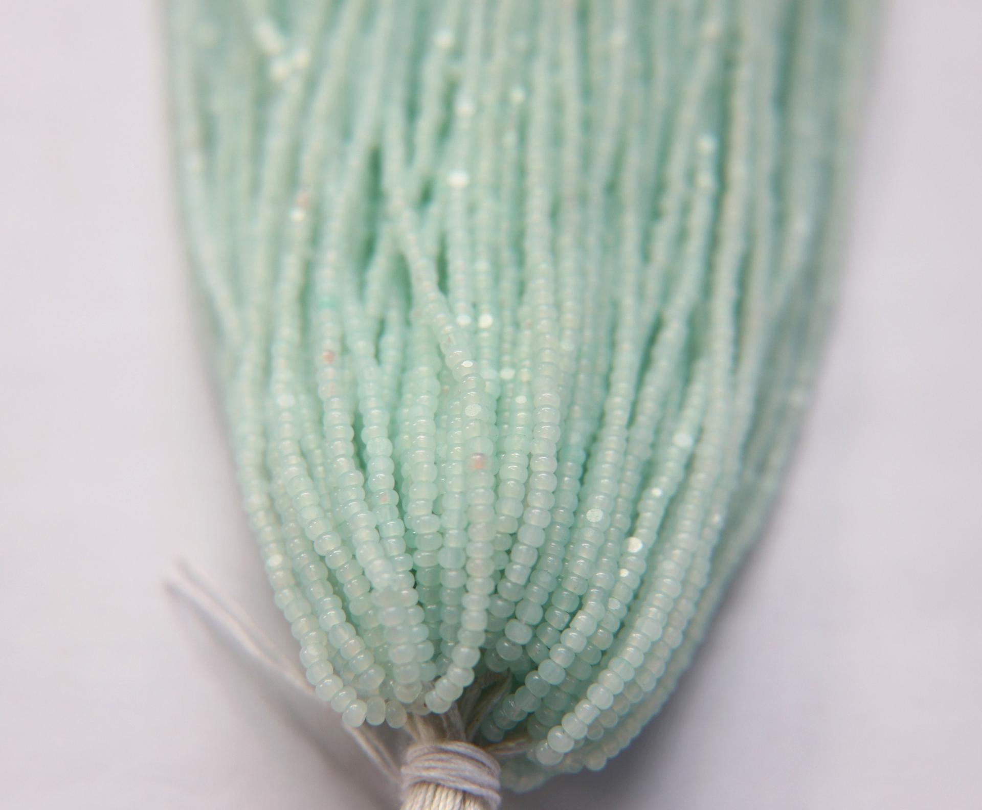 11/0 Hanks Charlotte Cut Beads Mint Opal 1/5/25/50/100 Hanks 2.0mm jewellery rare glass beads, jewelry supply, findings, Native supply