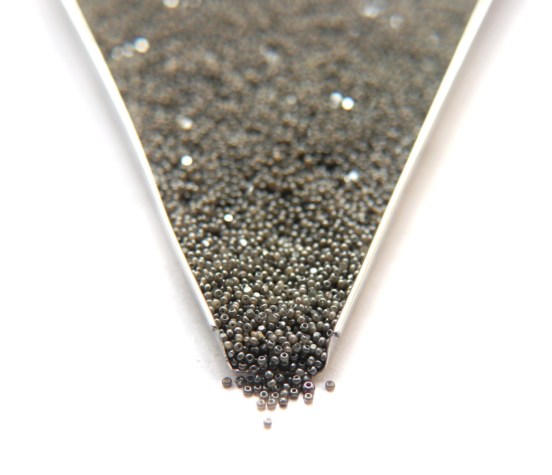 13/0 Ionized White Opal Charlotte true Cut Beads 10/20/50/250/500 Grams PREMIUM SEED BEADS, Rare Beads
