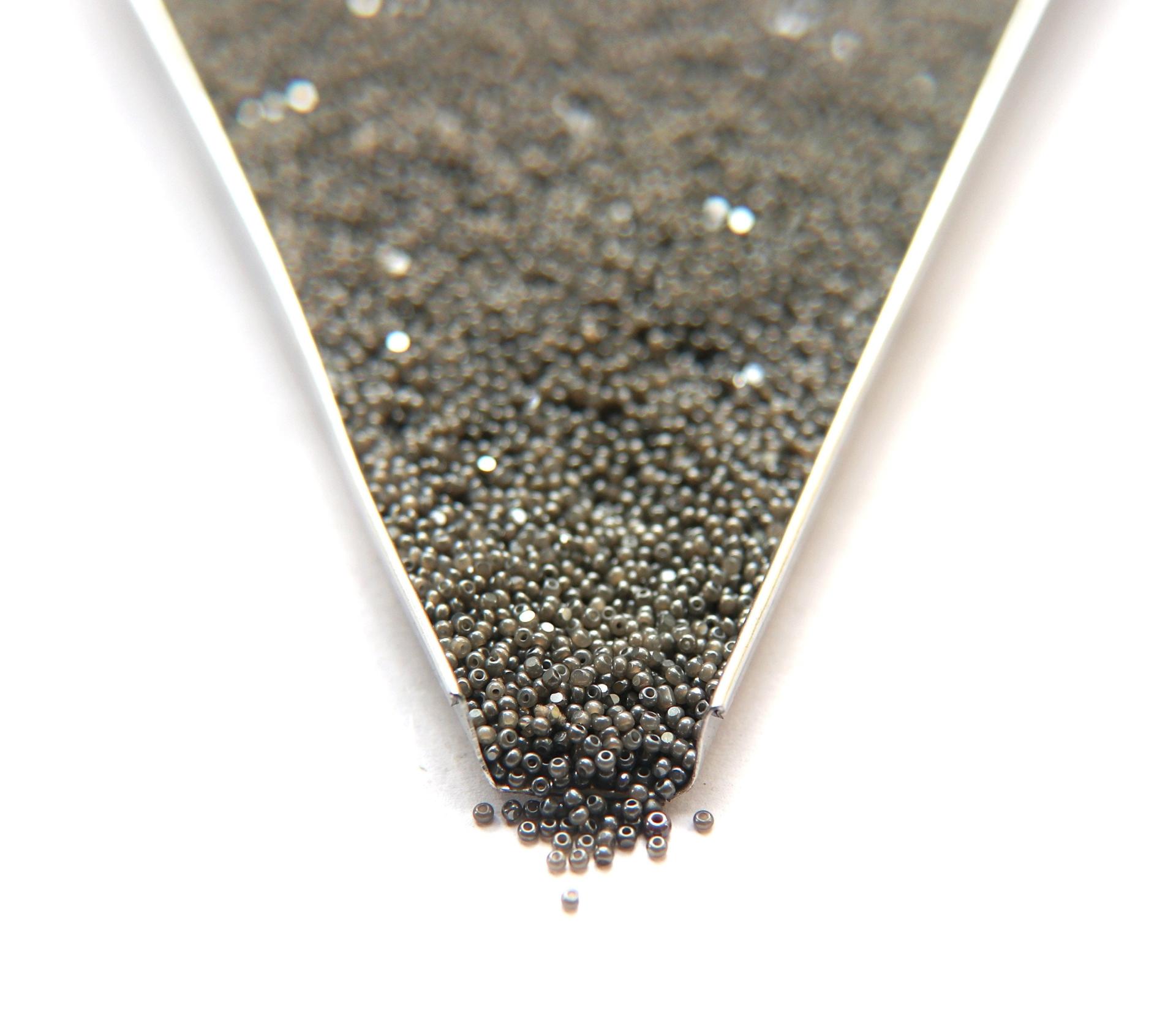 13/0 Ionized White Opal Charlotte true Cut Beads 10/20/50/250/500 Grams PREMIUM SEED BEADS, Rare Beads
