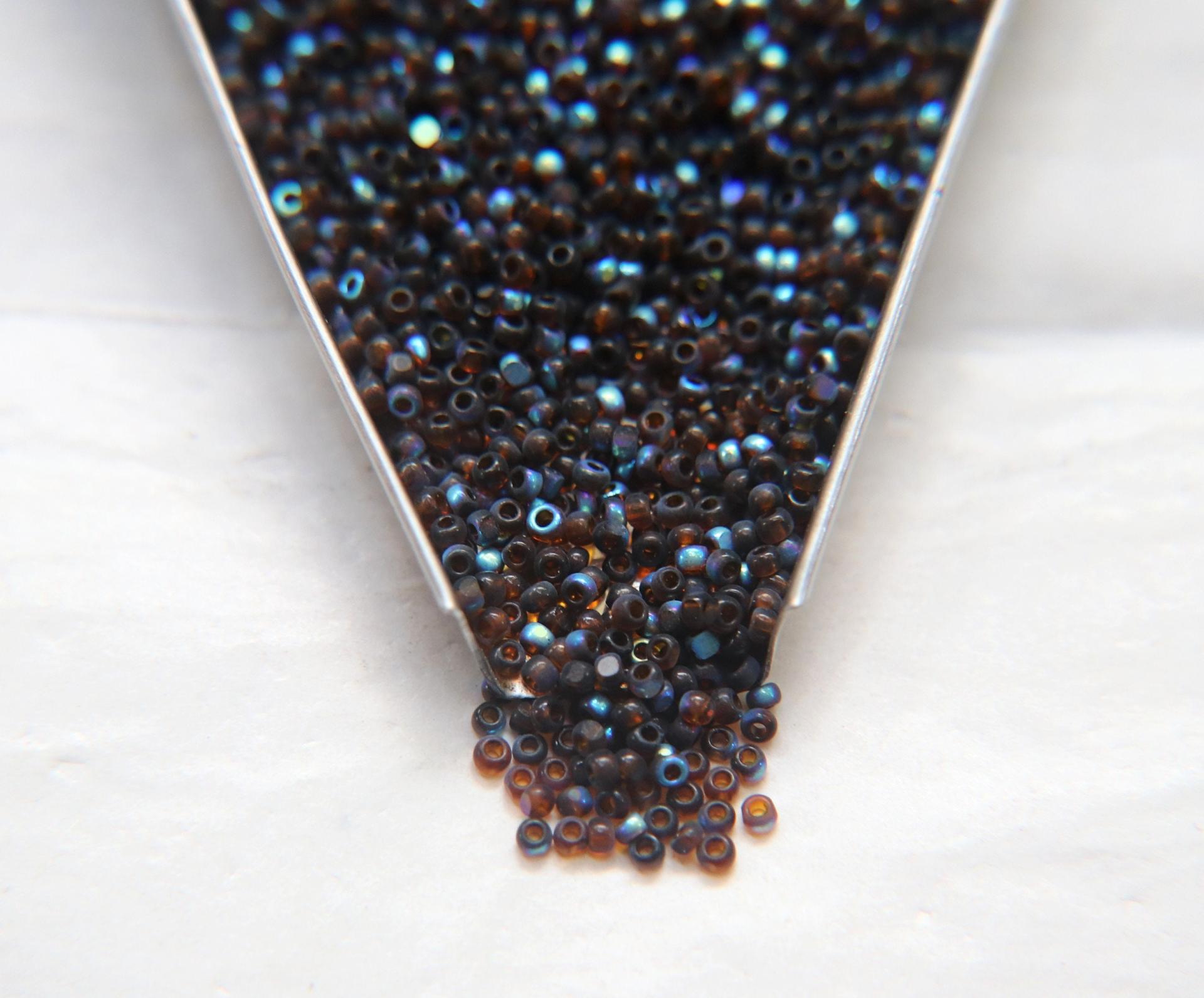 11/0 Charlotte Cut Beads Transparent Smoked Topaz Aurore Boreale 10/20/50/250/500 Grams PREMIUM MATERIALS