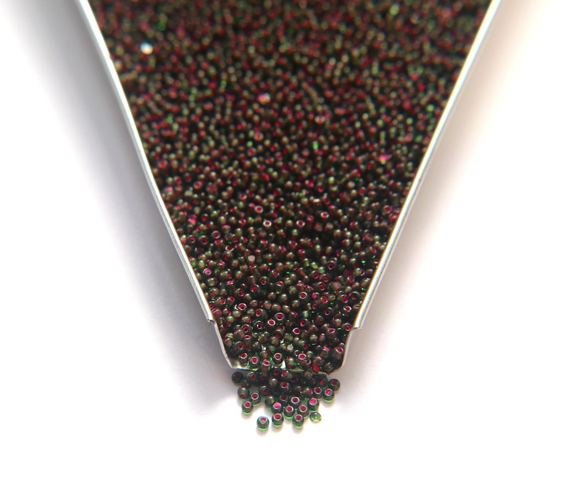13/0 True cuts Charlotte Cut Beads Green Neon Pink Lined 5/10/20/50/250/500 GRAMS jewellery rare heart beads, jewelry supply, native supply
