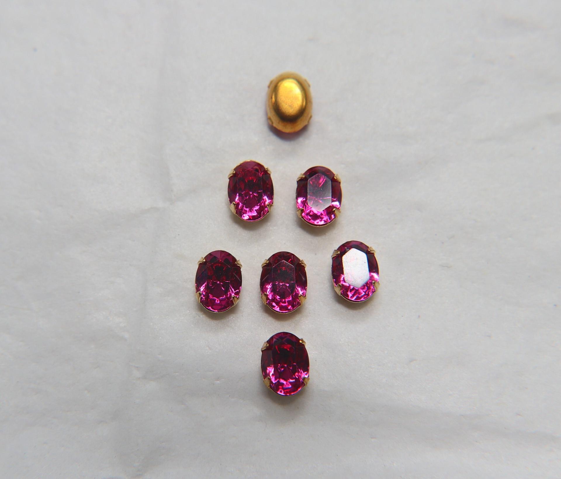 Swarovski 8x6 MM Oval Vintage Fuchsia Crystal Prong Settings 6/12/36/72 Pieces BRASS SETTINGS, strass embellishments, vintage rare