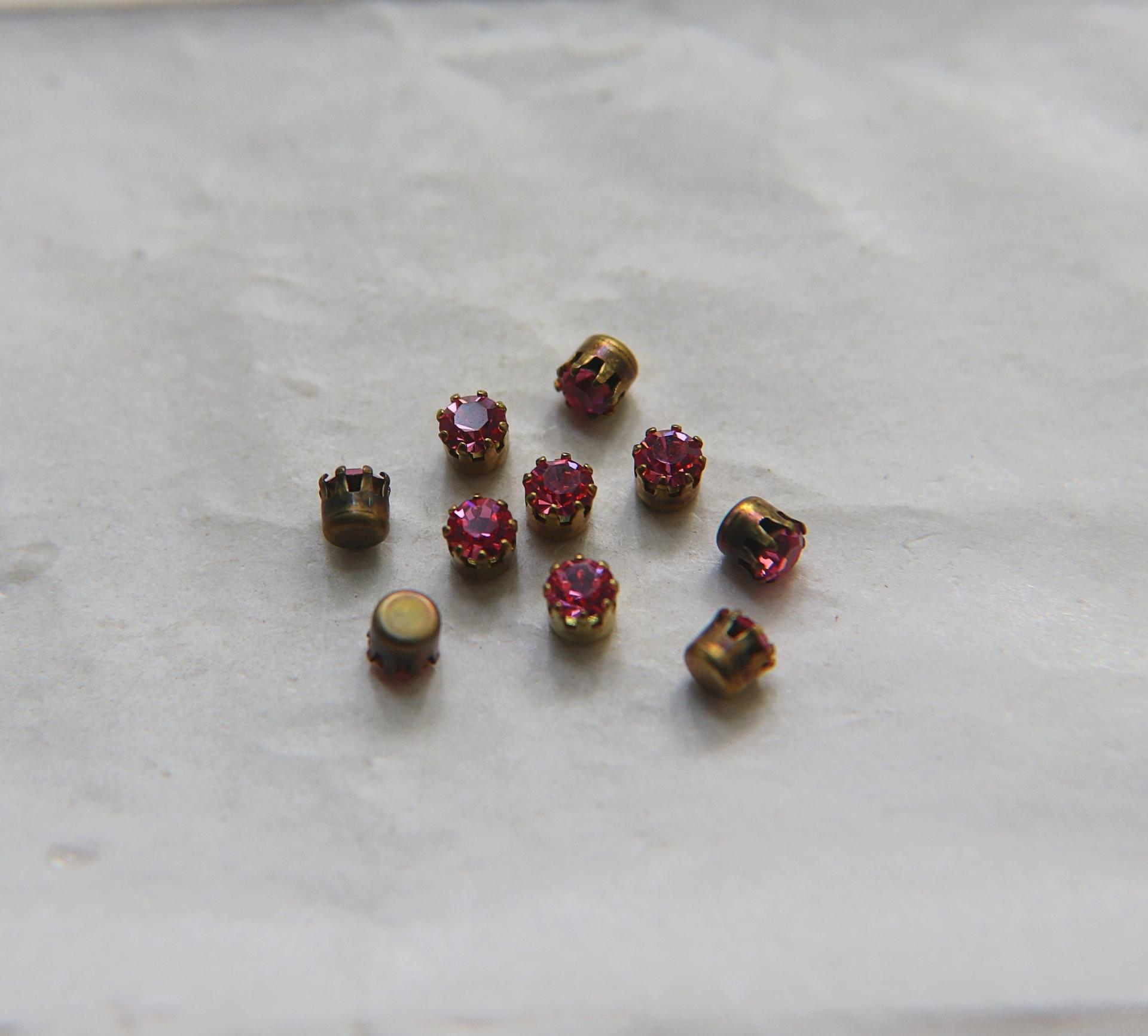 Swarovski 14 SS Vintage Crown Prong Settings in (5 Colours) 36/72/144/432 Pieces jewelry supplies, strass embellishments, vintage rare