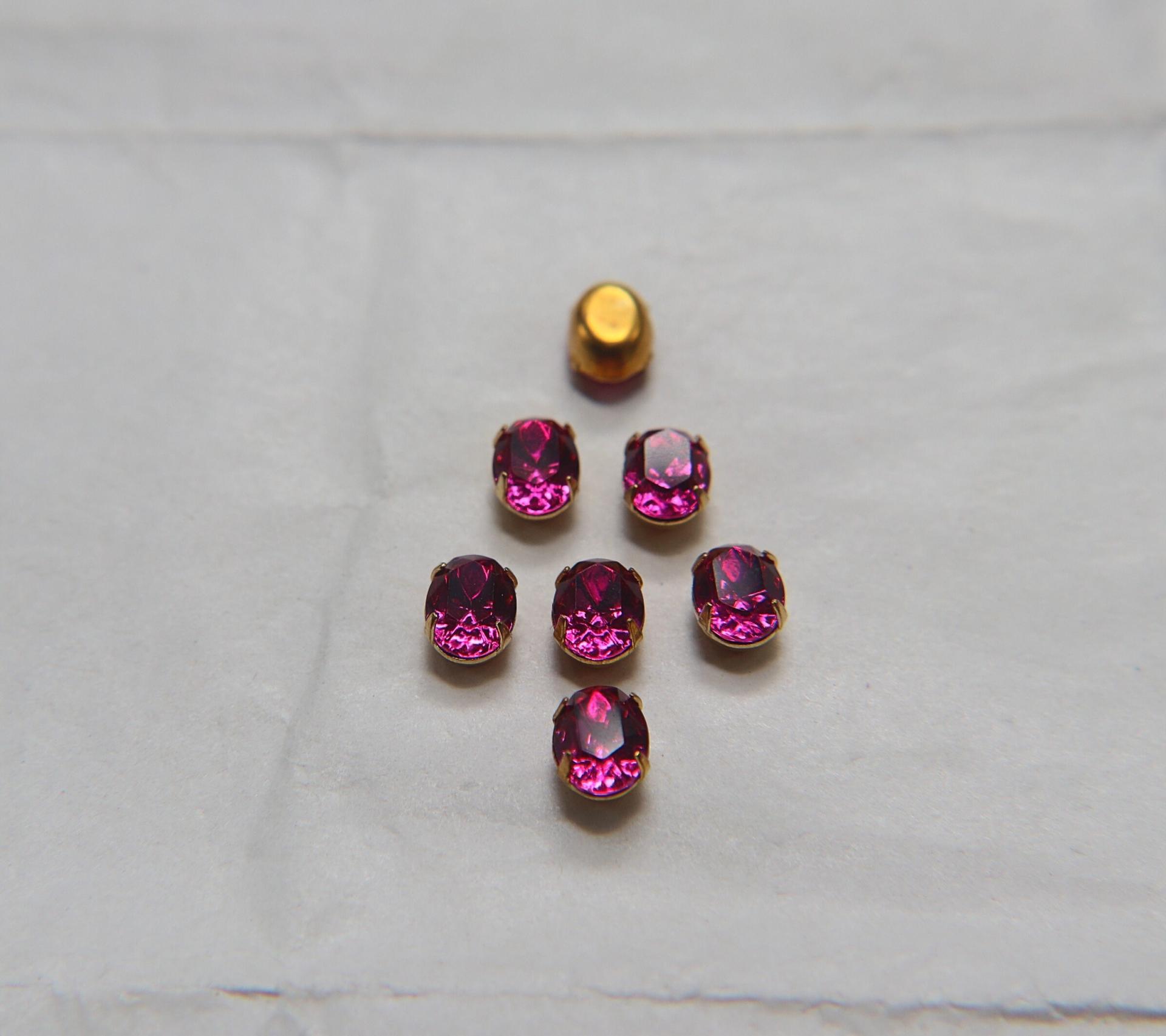 Swarovski 8x6 MM Oval Vintage Fuchsia Crystal Prong Settings 6/12/36/72 Pieces BRASS SETTINGS, strass embellishments, vintage rare