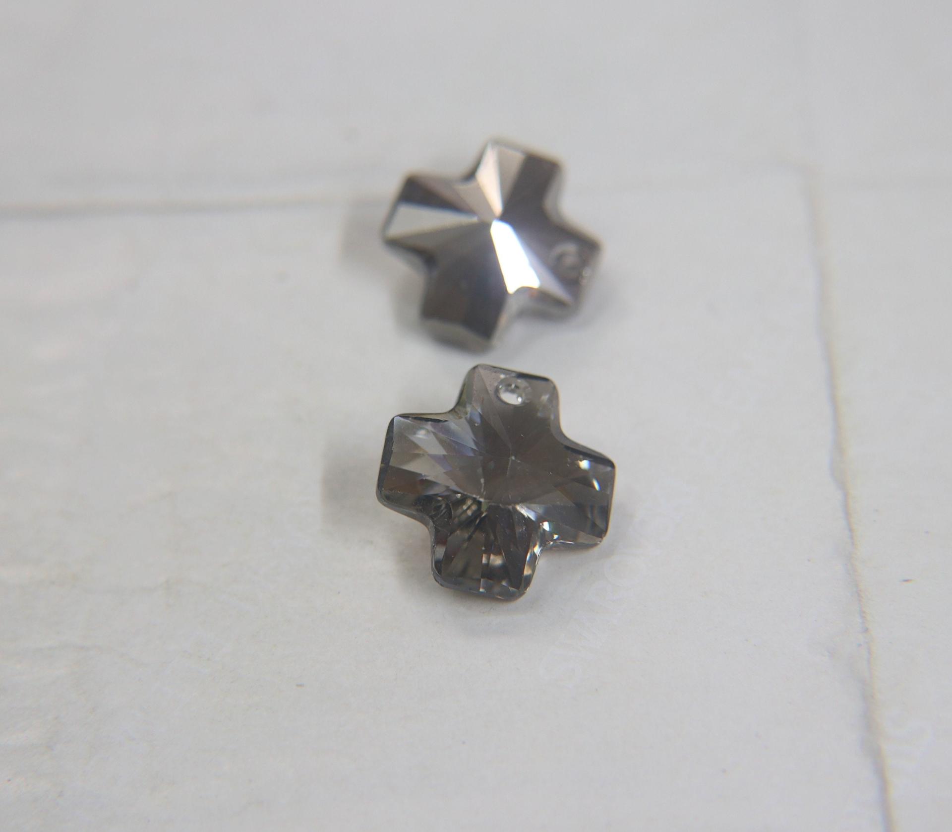 20mm SWAROVSKI 6866 Cross Crystal Pendant Fancy Crystal drop in (7 Colours) 1/2/6 Pieces vintage findings