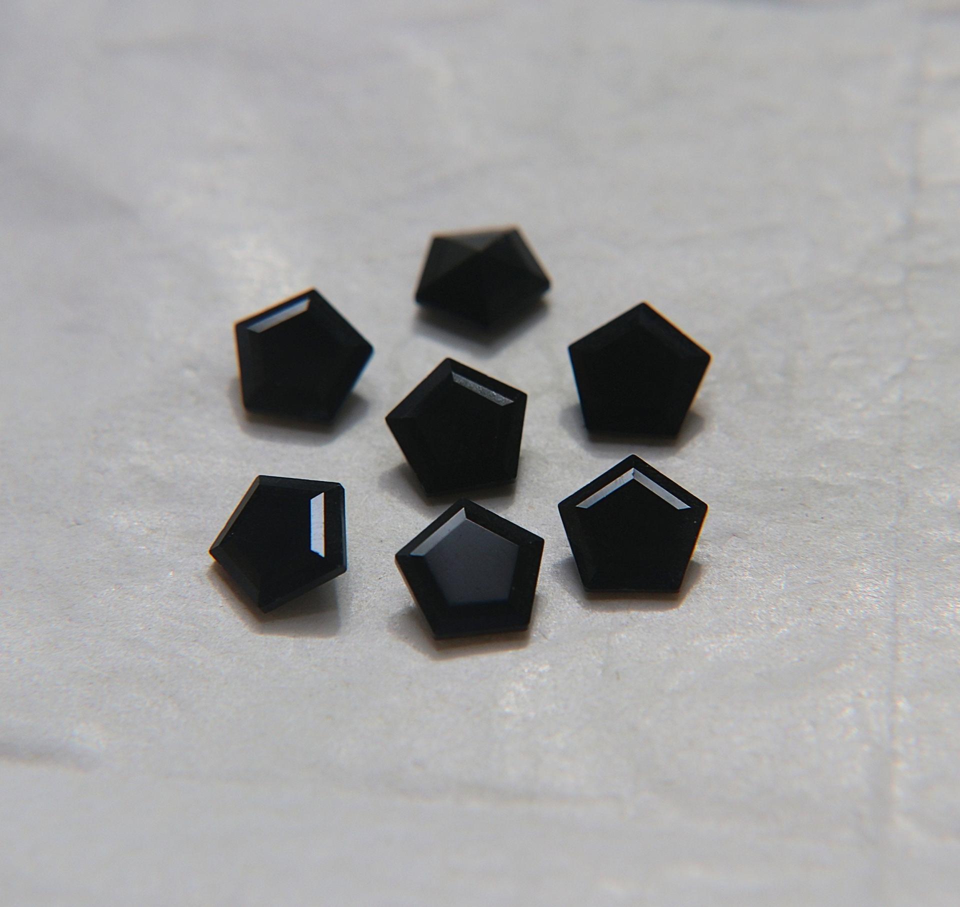 Vintage Swarovski 8 mm Swarovski Hexagon #4730 (2 Colours) Premier Crystal Rhinestones 2/6/12/36 Pieces gemstones