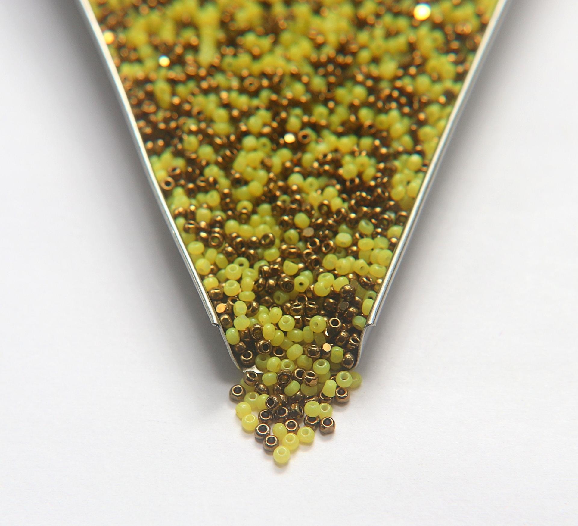13/0 Charlotte true Cut Beads Designer Mix (12 Colors) 5/10/20/50/250/500 Grams Premium Seed Beads, Rare Beads, Native Supply