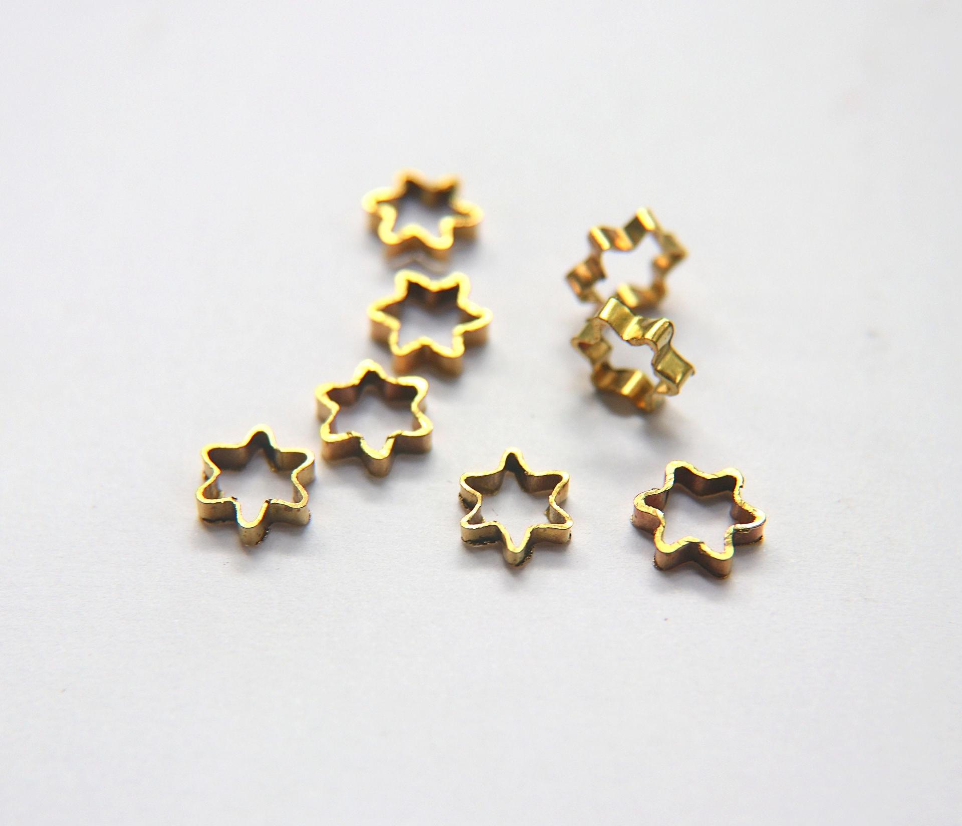 6 pcs 9x20mm Raw Brass Brushed Star Charms, Star Pendants, Raw