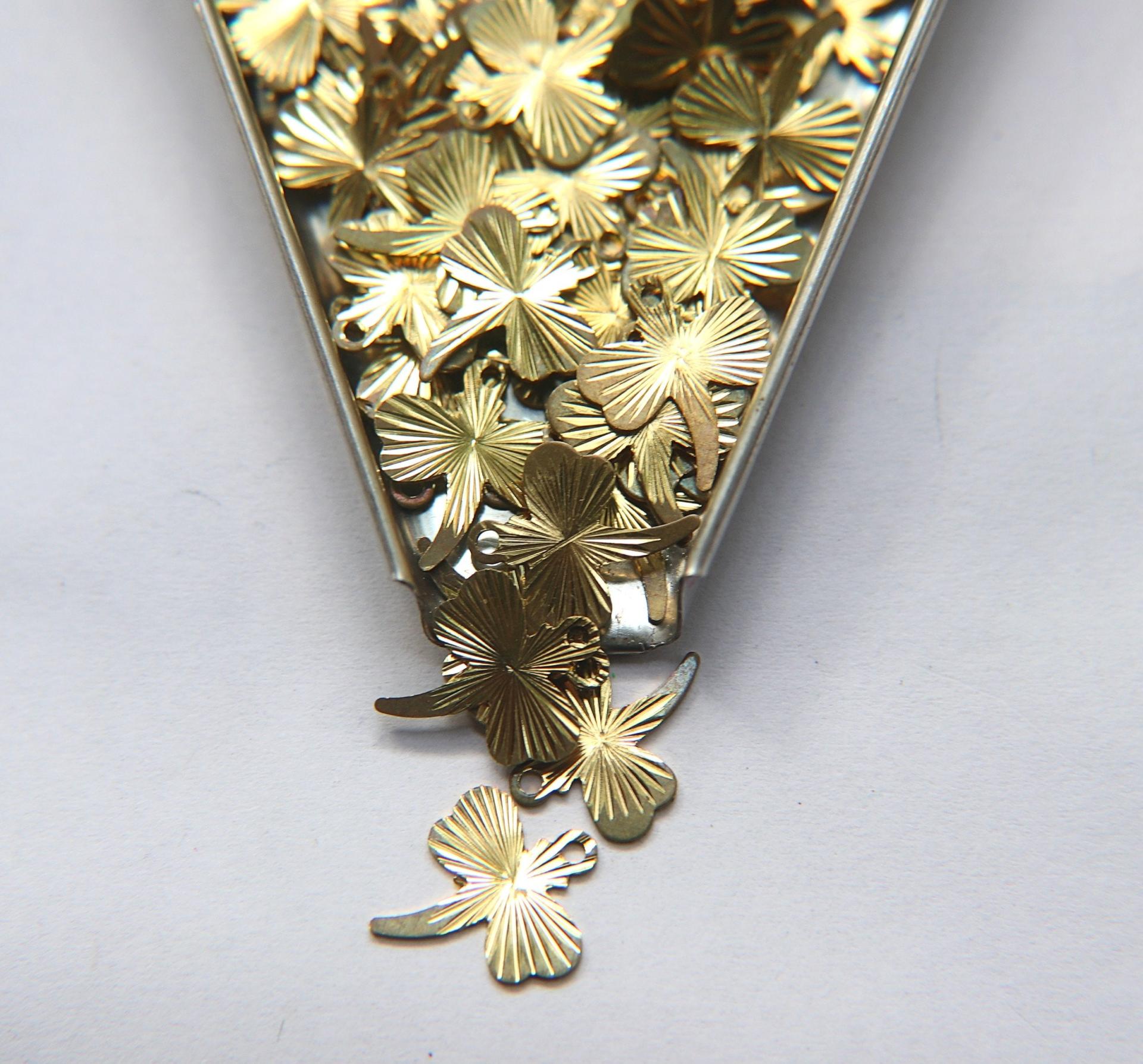 Brass Findings, Raw Brass MINI Butterfly diamond cut Charms in brass 13x15mm, 1.2mm Loop, 20/50/150/300 PIECES vintage findings, jewlery