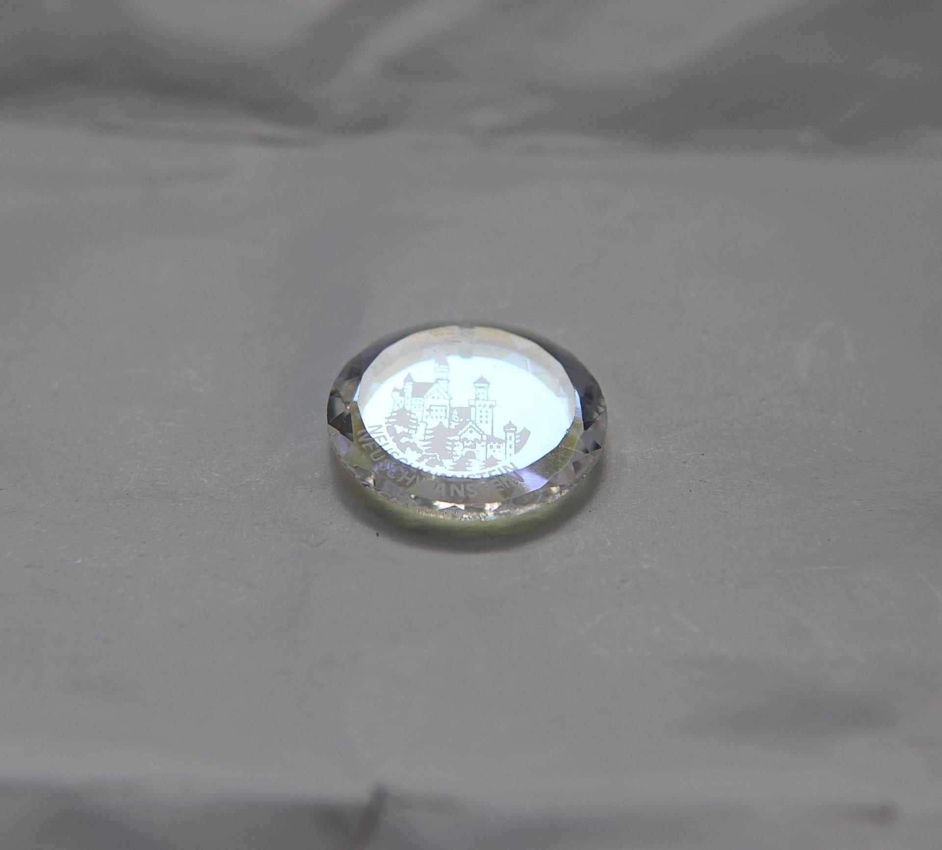 20mm Very Rare Vintage Neuschwanstein Castle engraved Swarovski Round Pendants Crystal Aurore Boreale drop 2/6/12 Pieces vintage findings