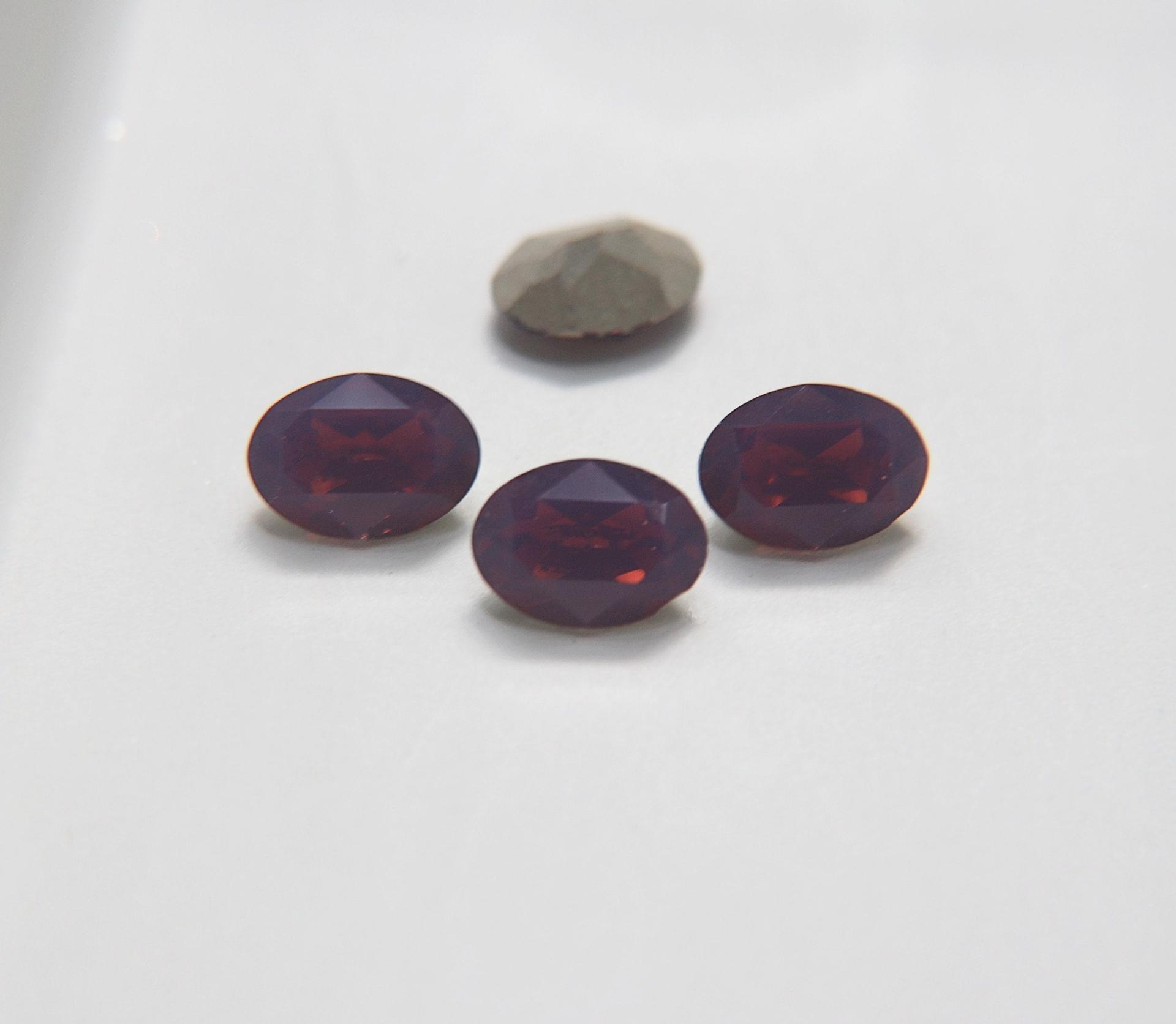 Vintage Swarovski 14x10 mm Crystal Cyclamen Opal Oval Shape 4128/4100 Premier Crystal Rhinestones gemstones, jewlery