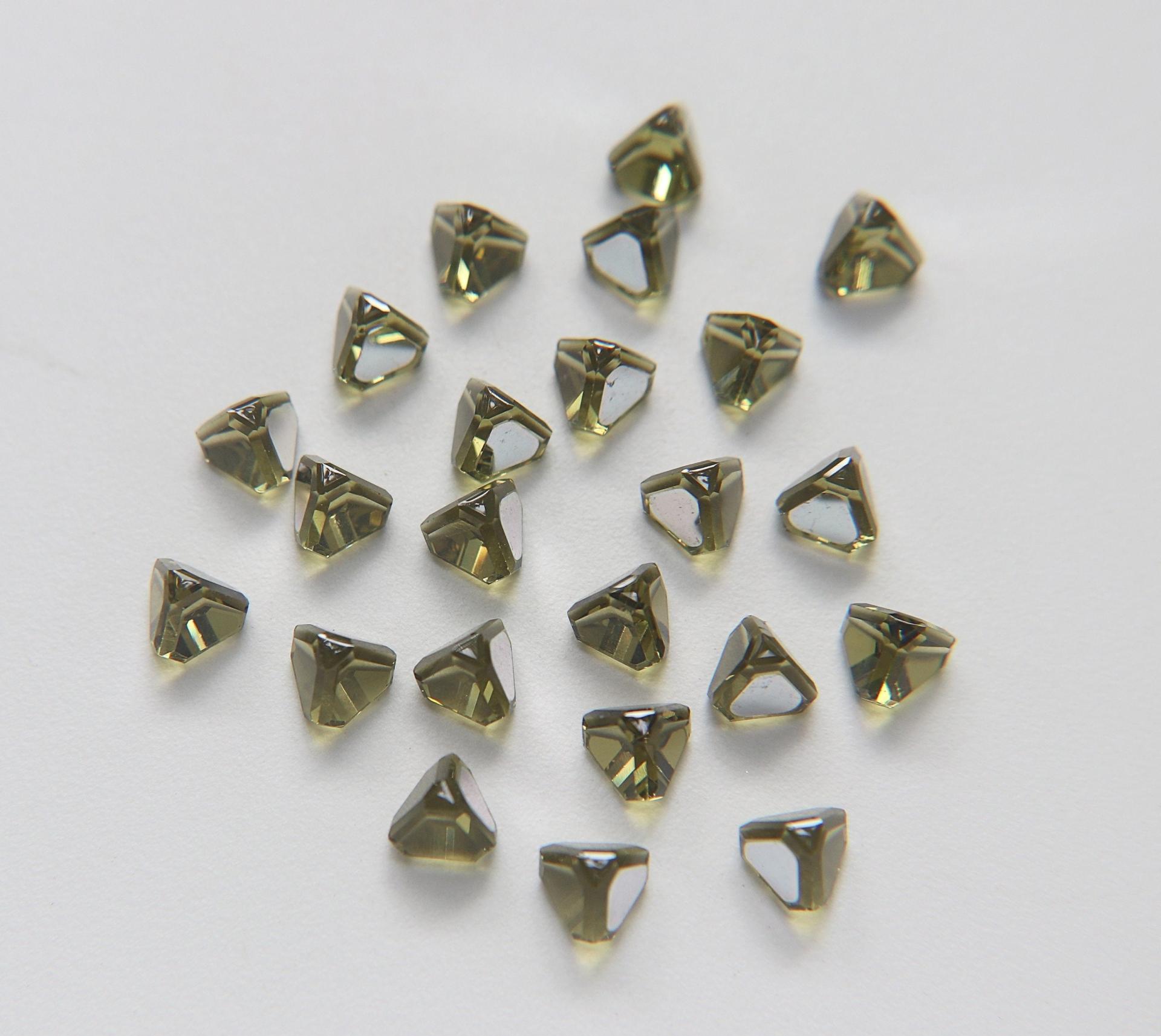 4mm Swarovski 4842 Pyramid Stone Vintage Austrian lead crystal rhinestones (8 colors) 12/36/72/144/288 Pieces