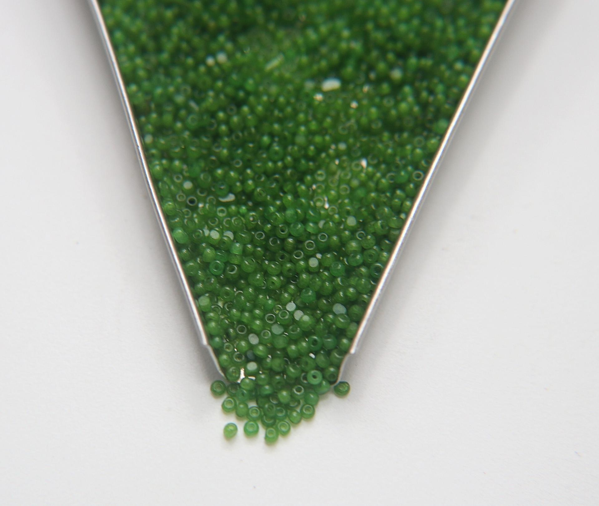 11/0 Charlotte Cut Beads Fern Green Opal 10/20/50/250/500 Grams PREMIUM SEED BEADS